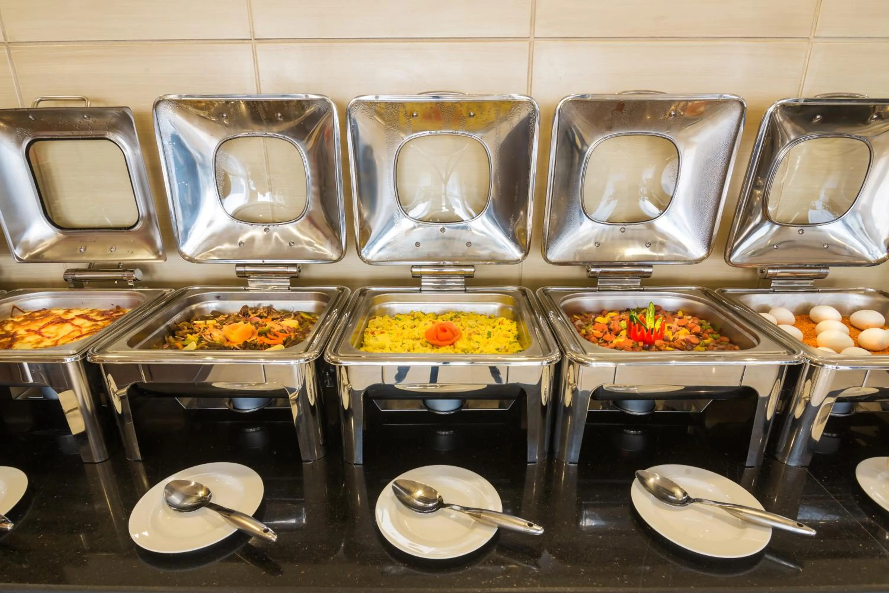 Restaurant/places to eat in Myrtle Al Shohadaa Serviced Apartments