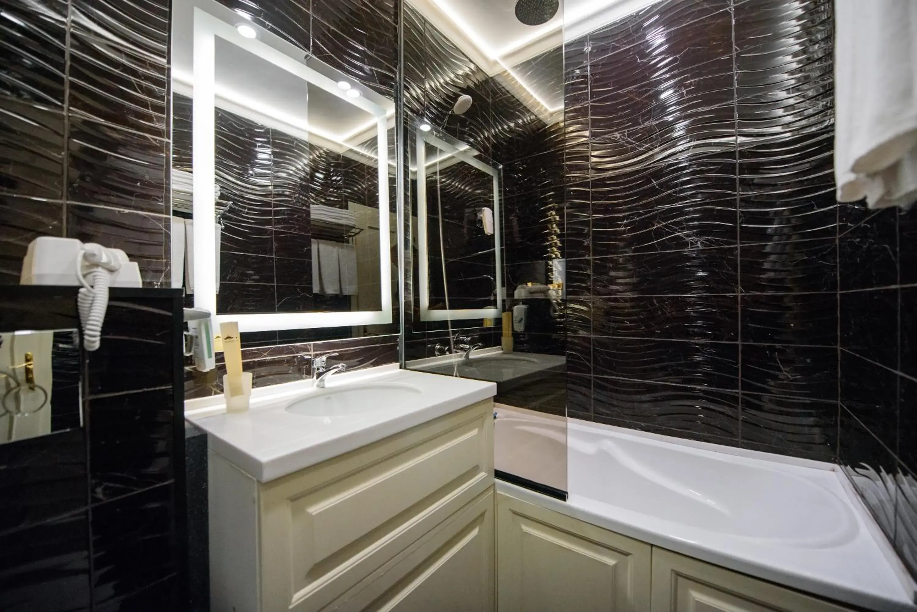 Superior Twin Room - single occupancy in Kazakhstan Express Superior Twin Room - single occupancy in Kazakhstan Express