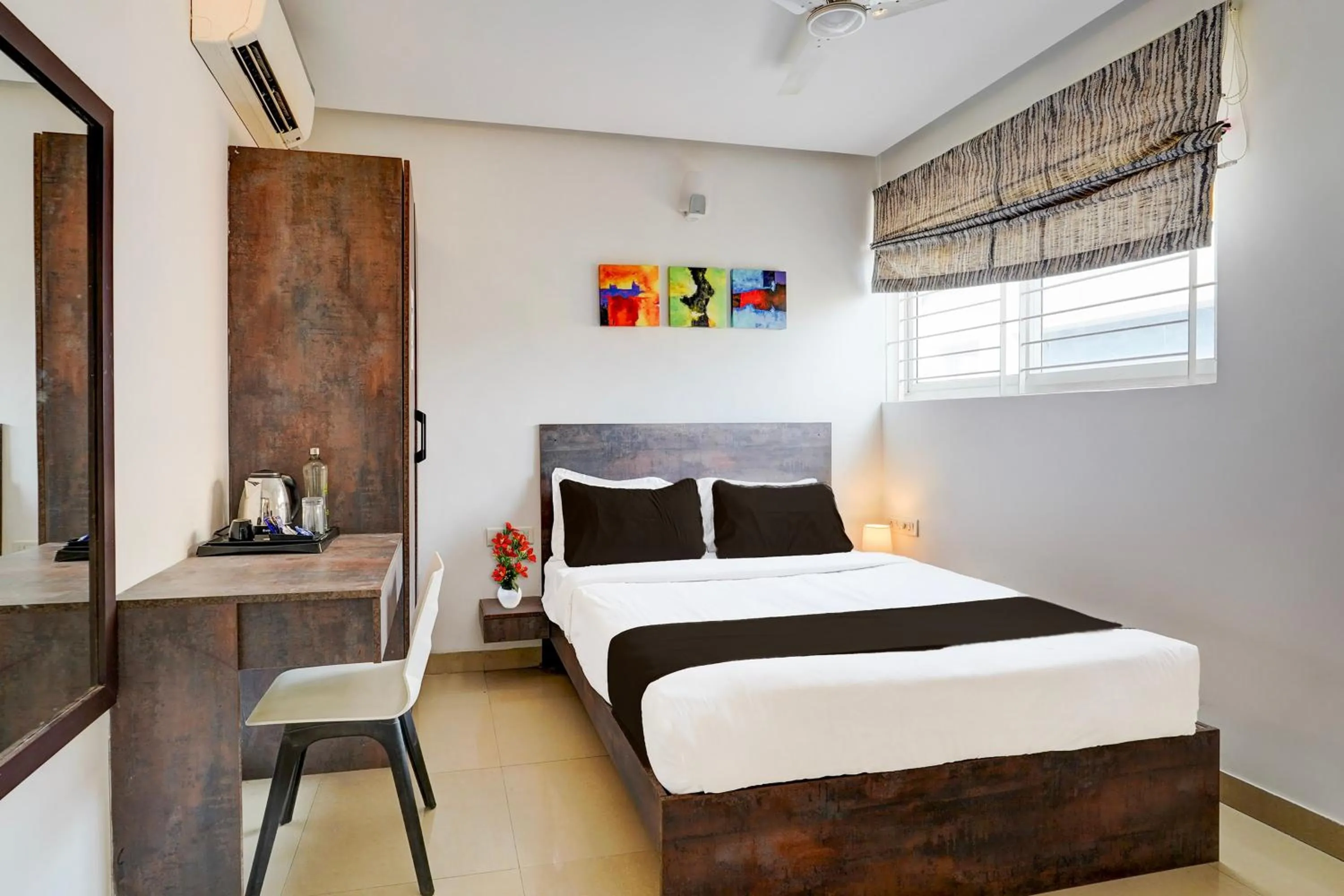 Bedroom, Bed in Townhouse Hebbal
