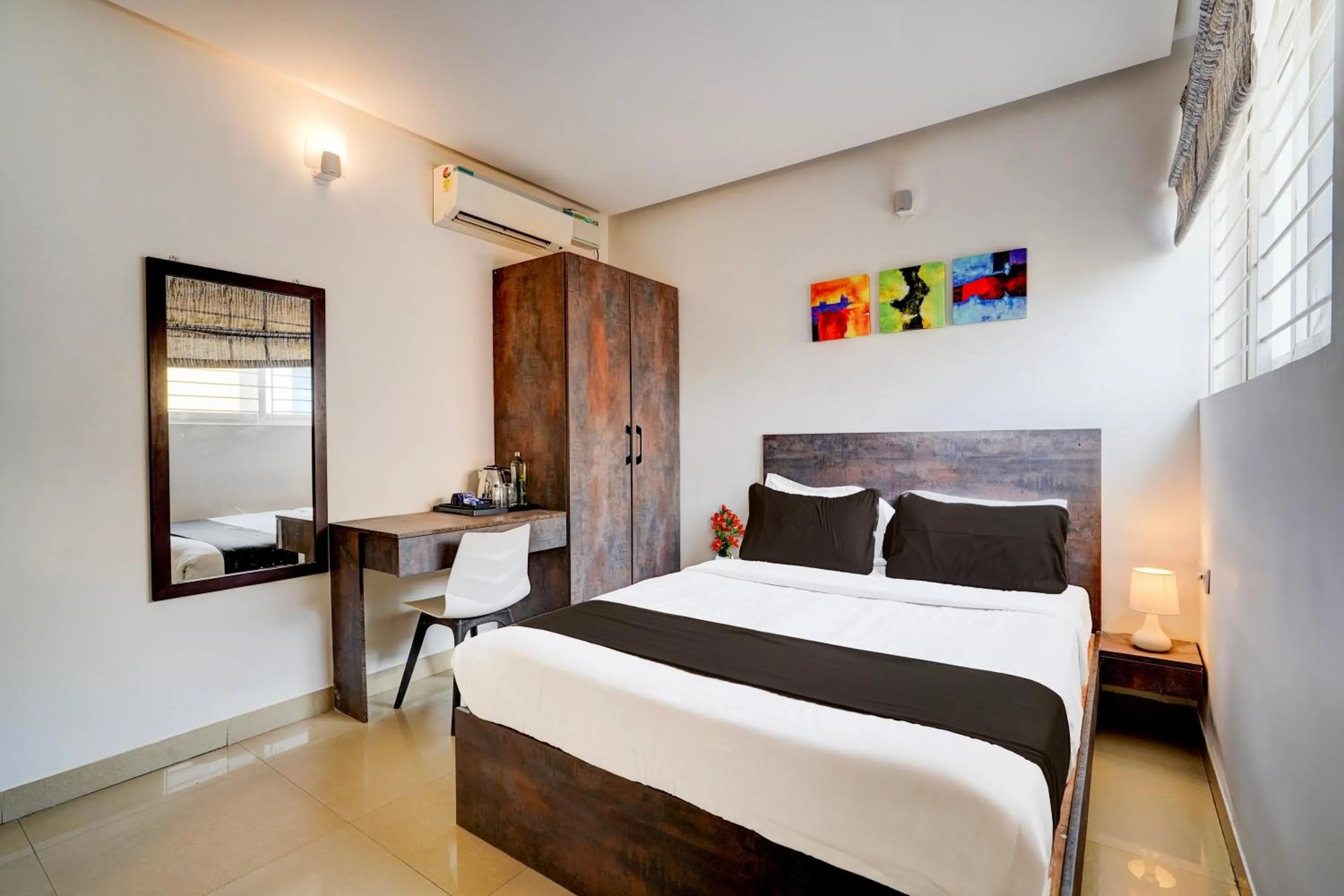 Bedroom, Bed in Townhouse Hebbal