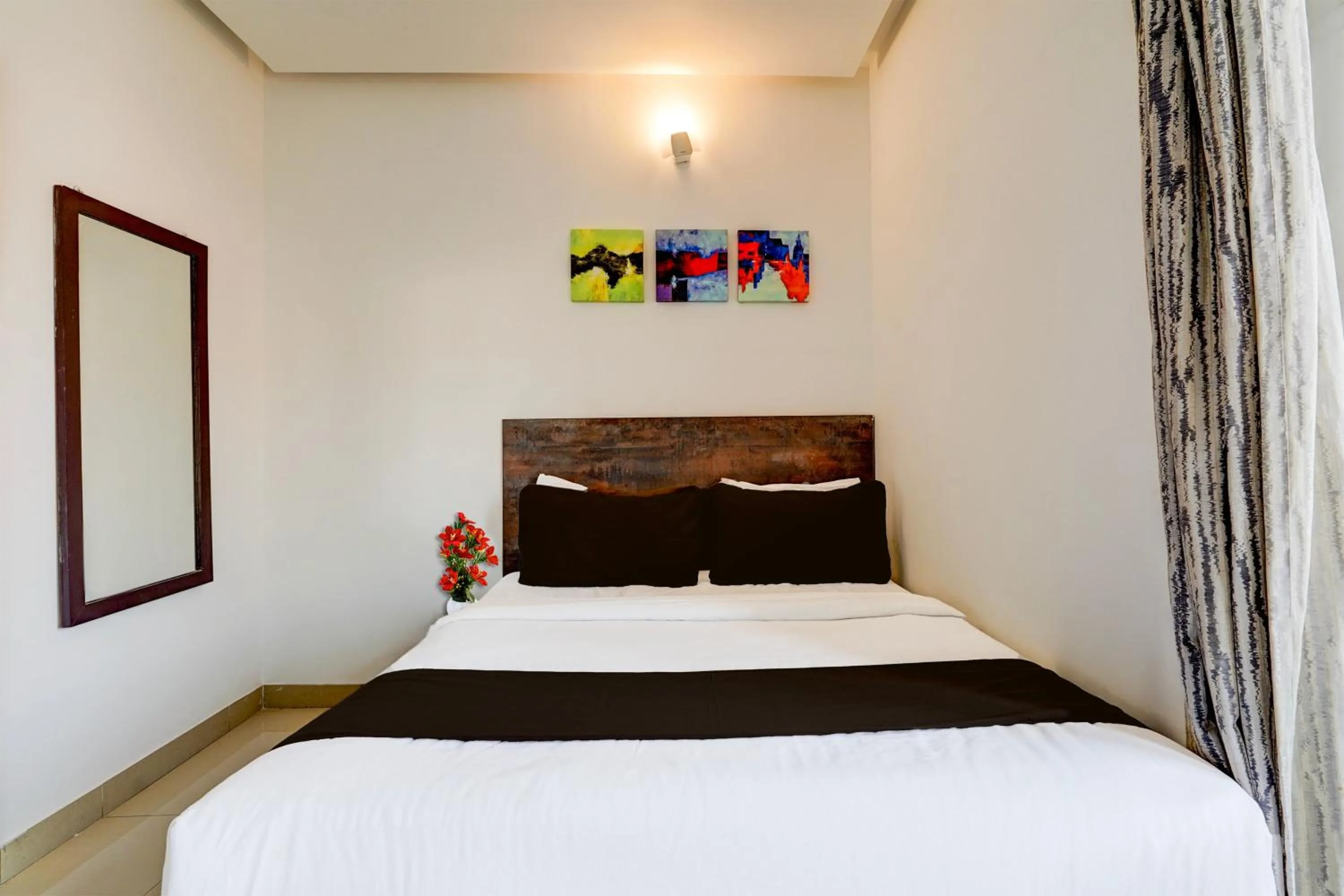 Bedroom, Bed in Townhouse Hebbal