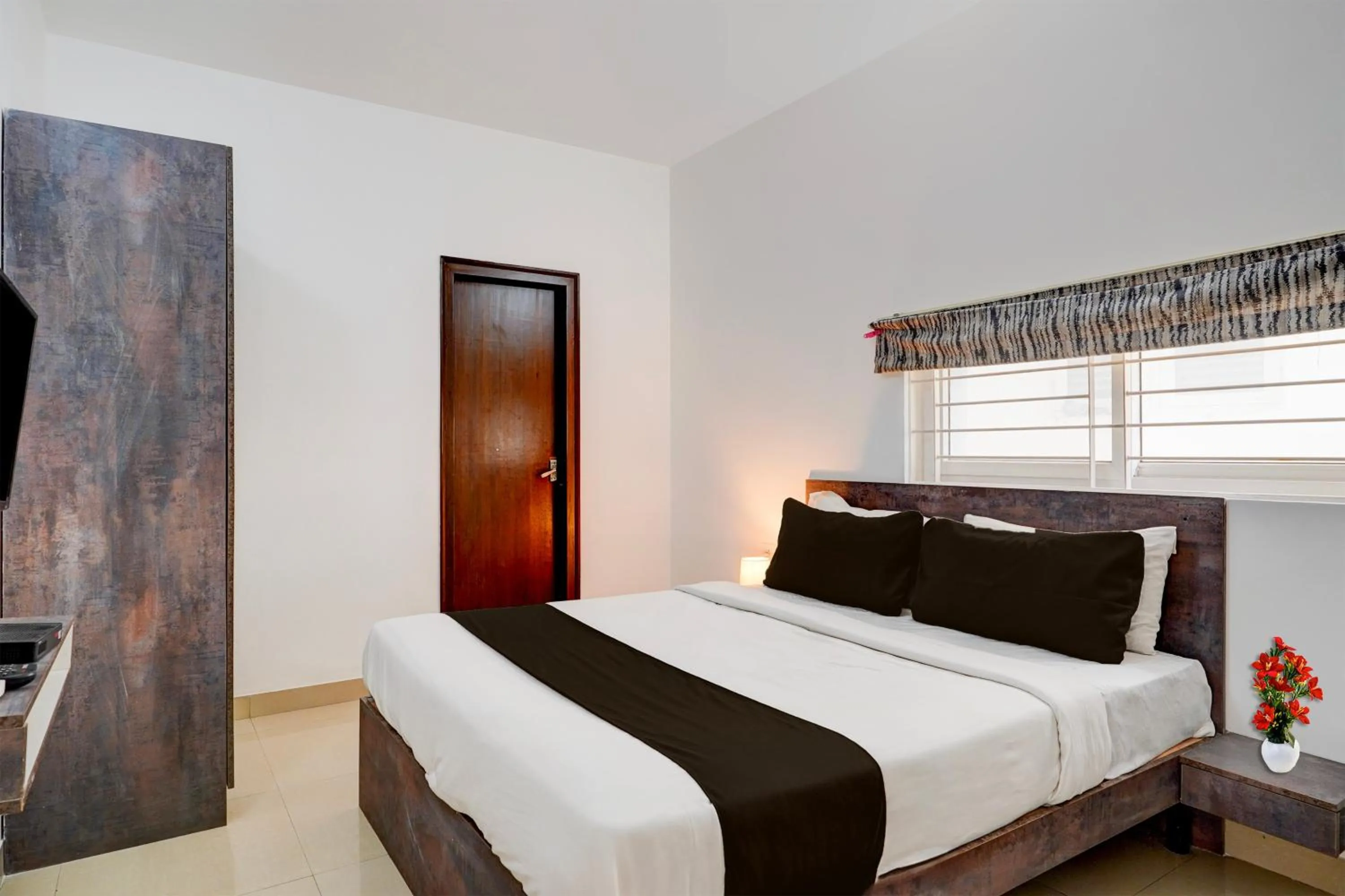 Bedroom, Bed in Townhouse Hebbal