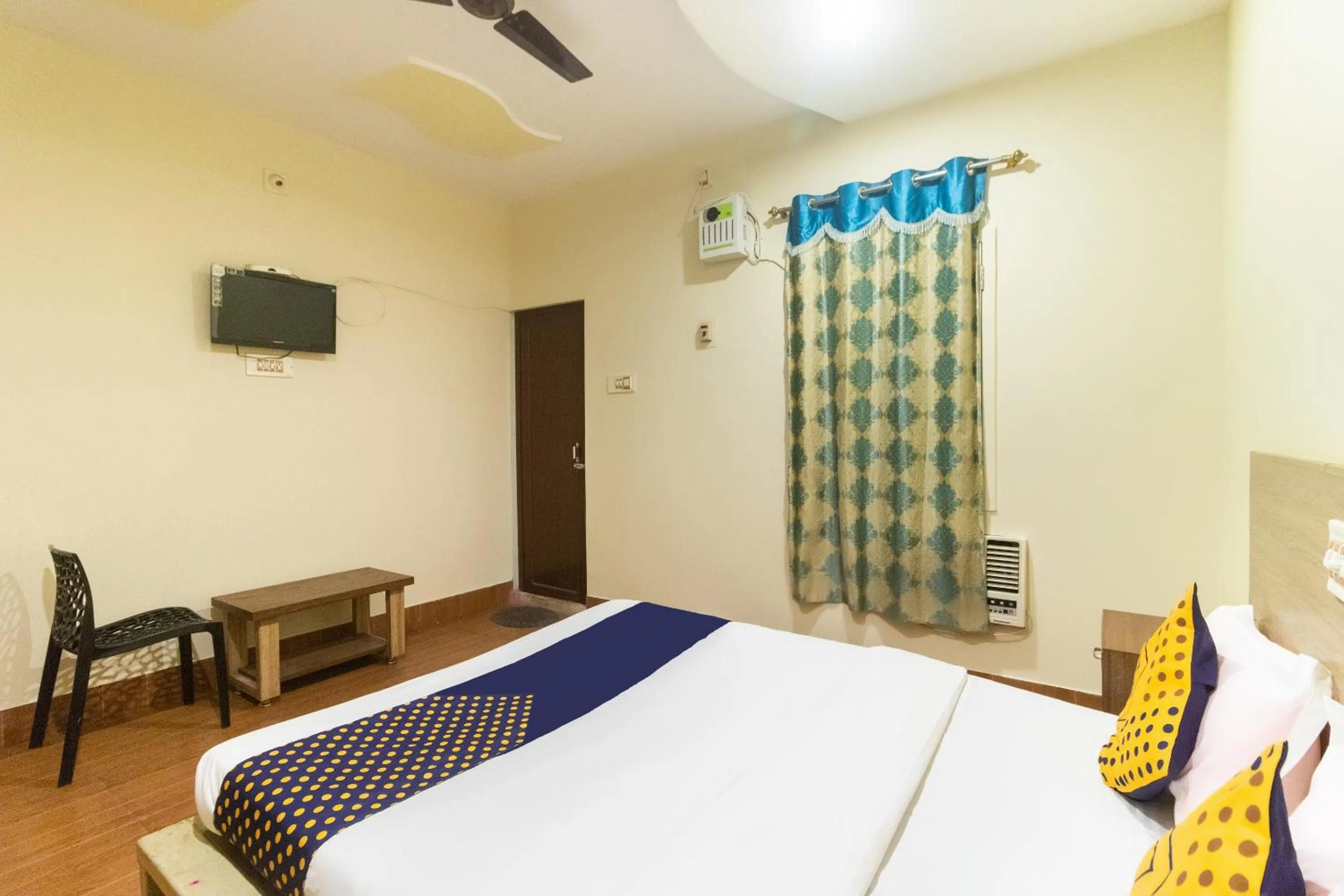 Bedroom, Bed in Hotel O Prabir Residency Inn