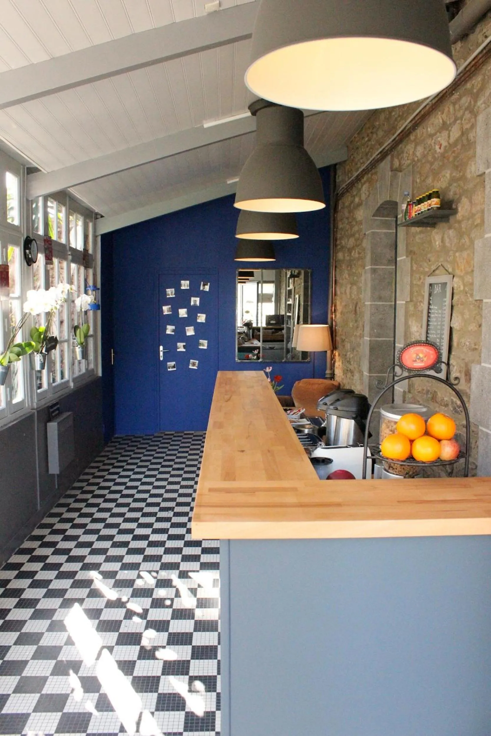 Lounge or bar in Hotel Saint-Michel