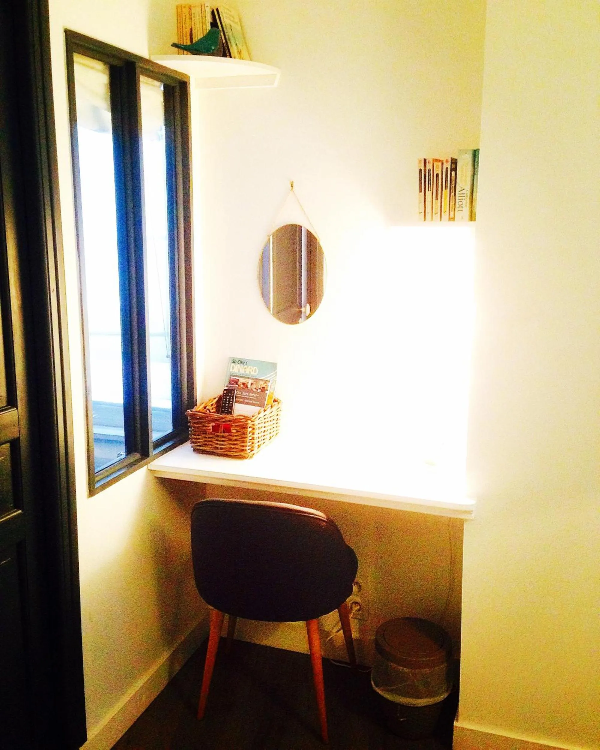 Bedroom in Hotel Saint-Michel