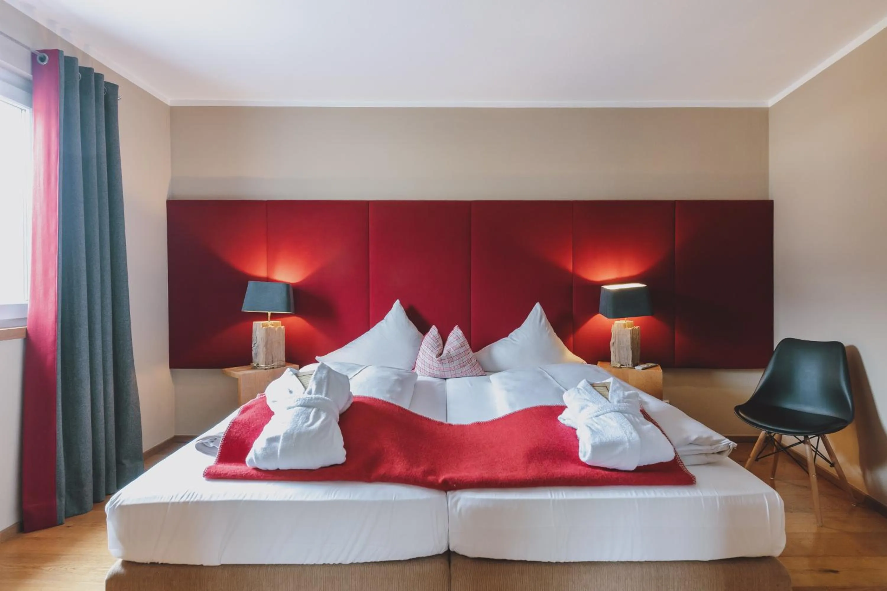 Bed in Auhof Wirtshaus & Suiten