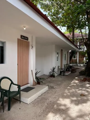 The Shark's Tail Dive Resort