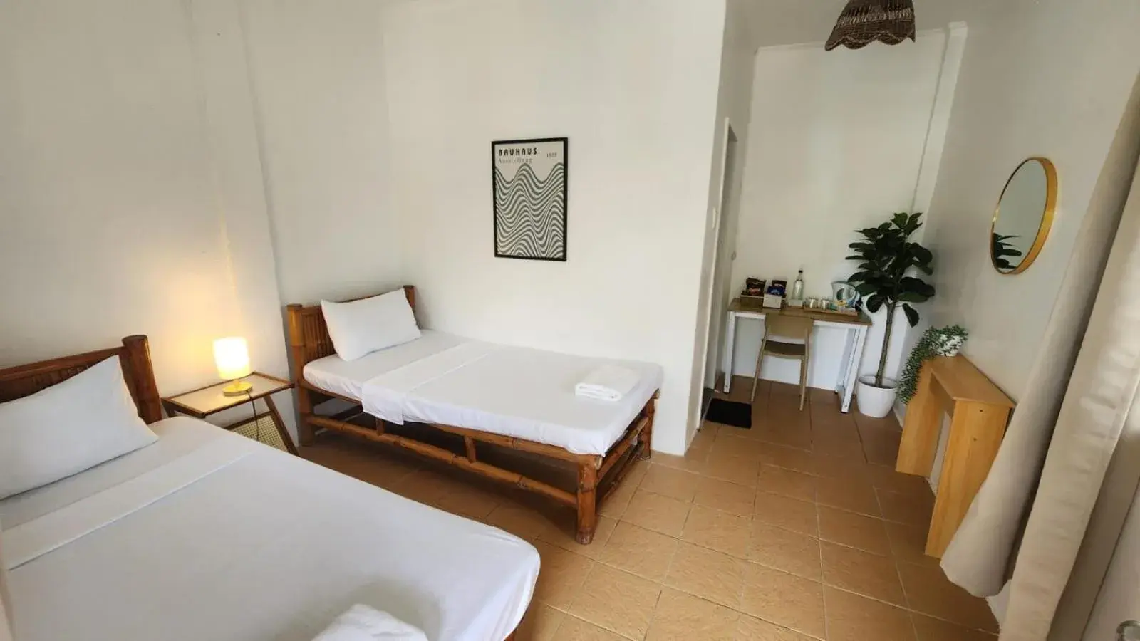 Bed in The Shark's Tail Dive Resort Bed in The Shark's Tail Dive Resort