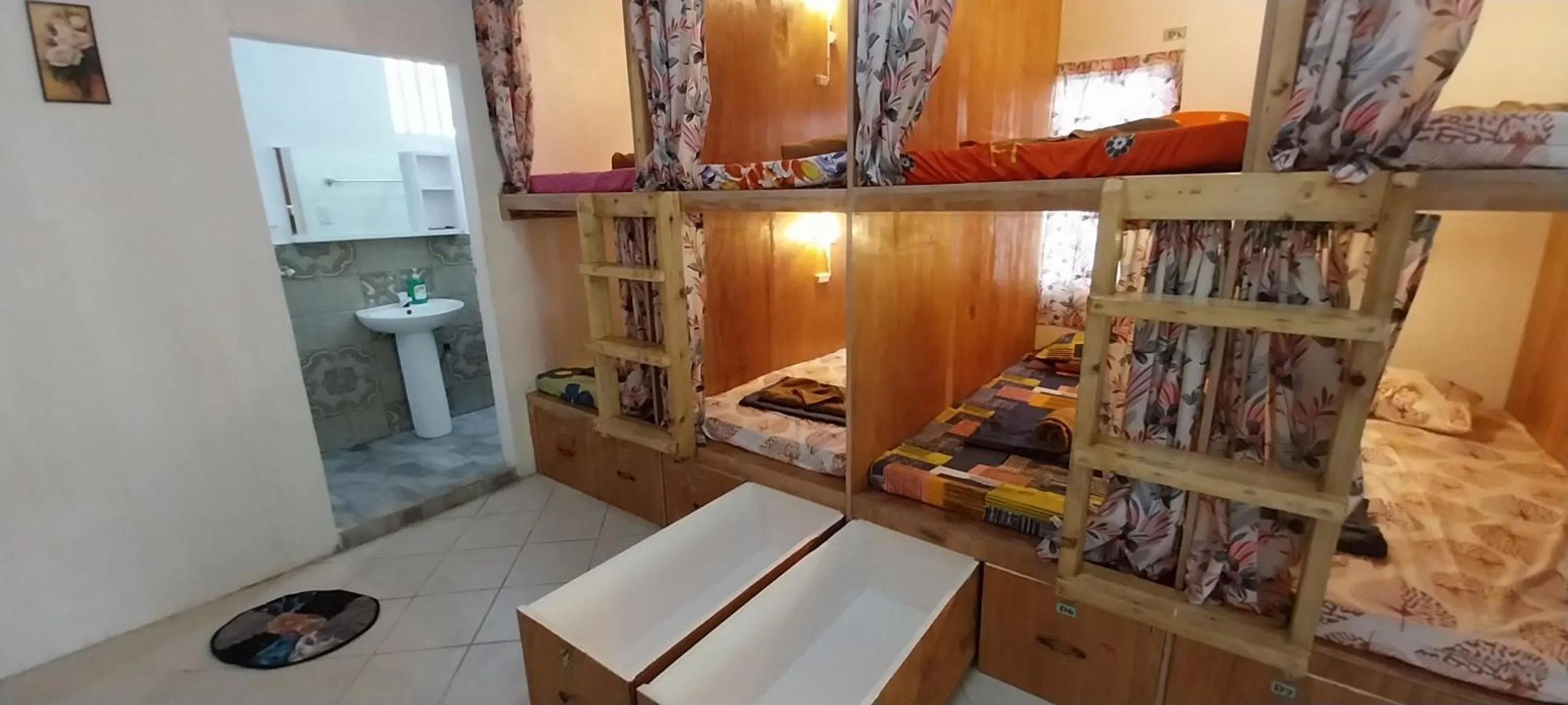 The Shark's Tail Dive Resort