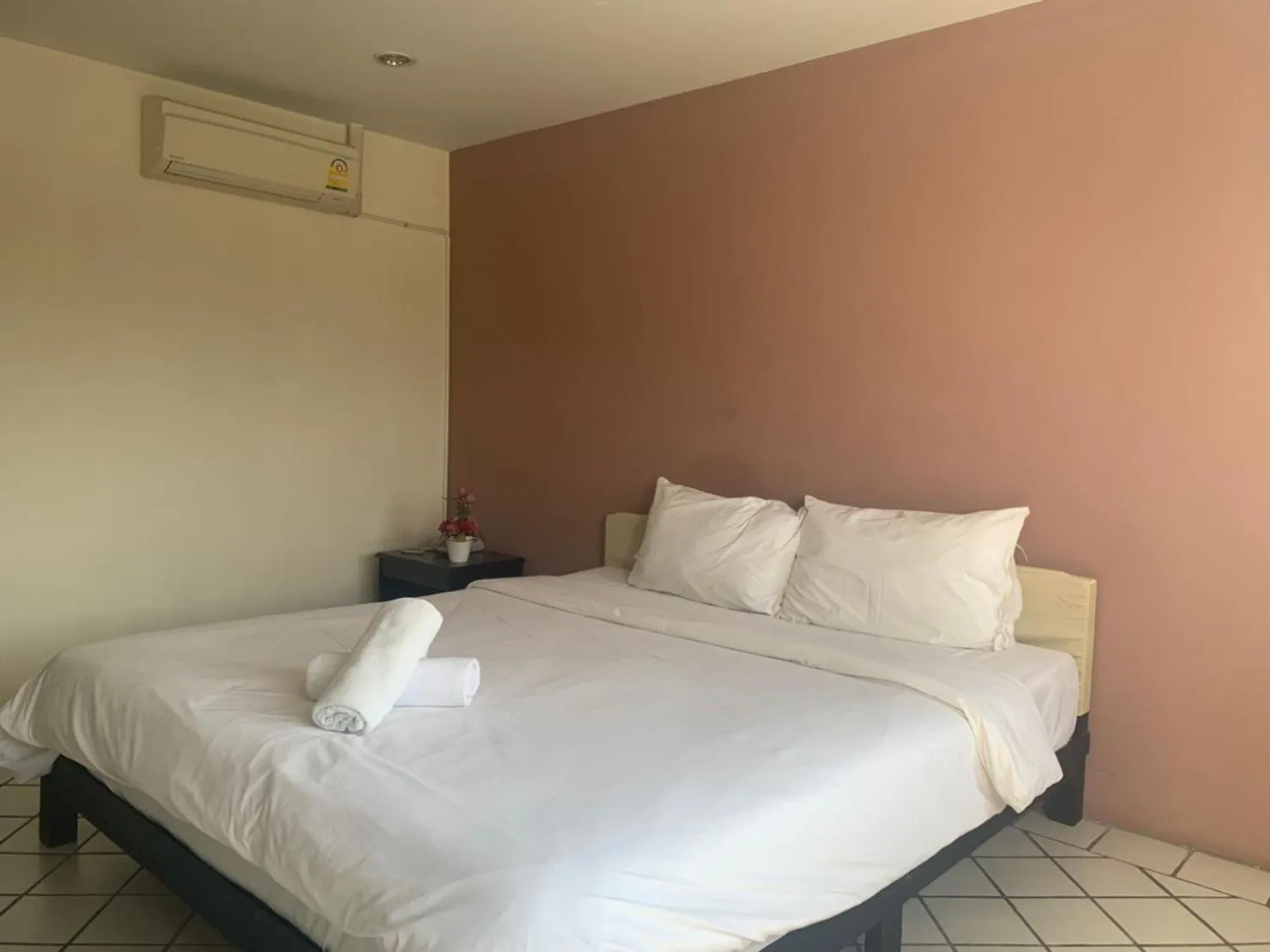 Bed in Life In Town Chiangmai