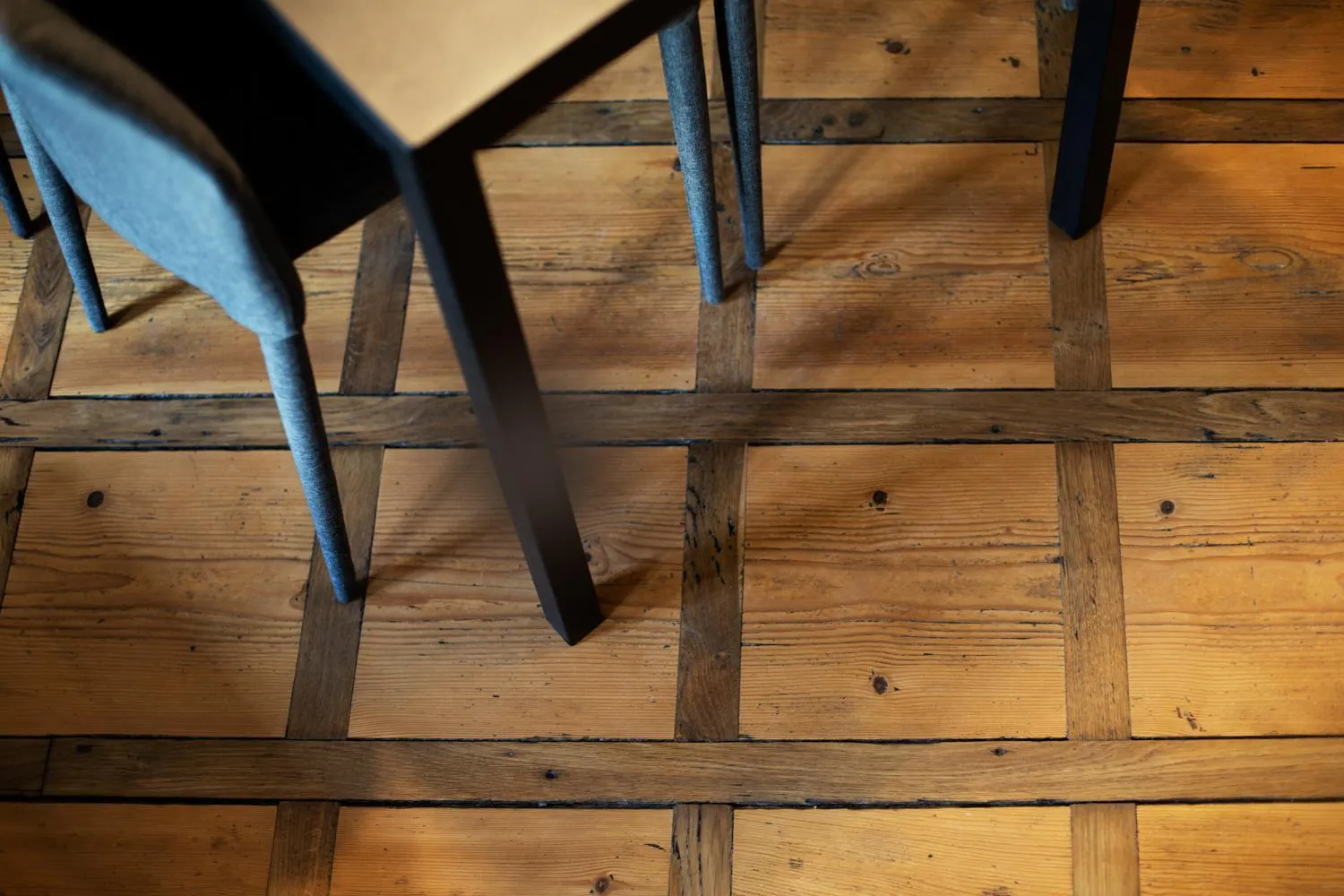 Decorative detail in Maison Tillot