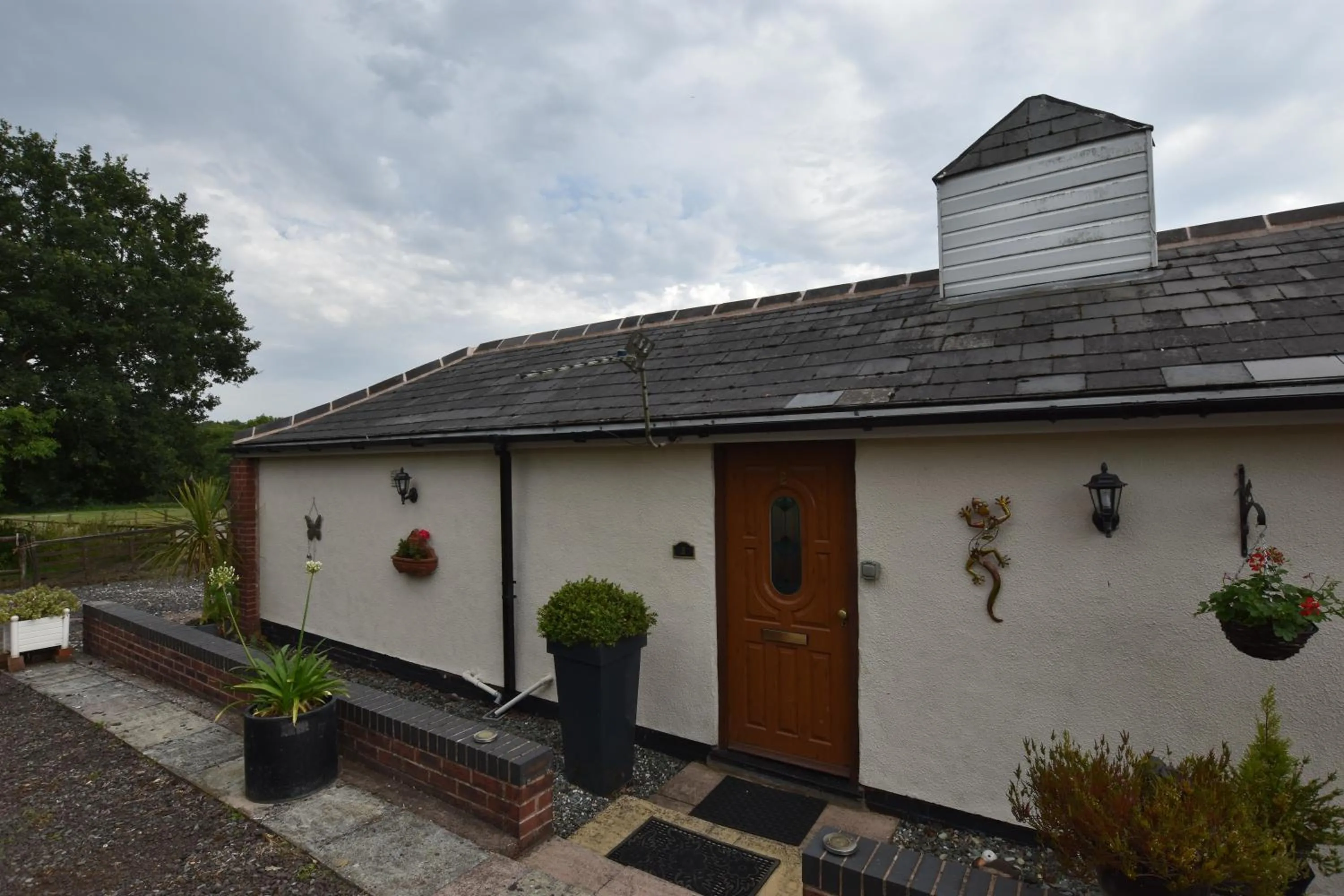 Little Rushbrook Cottages