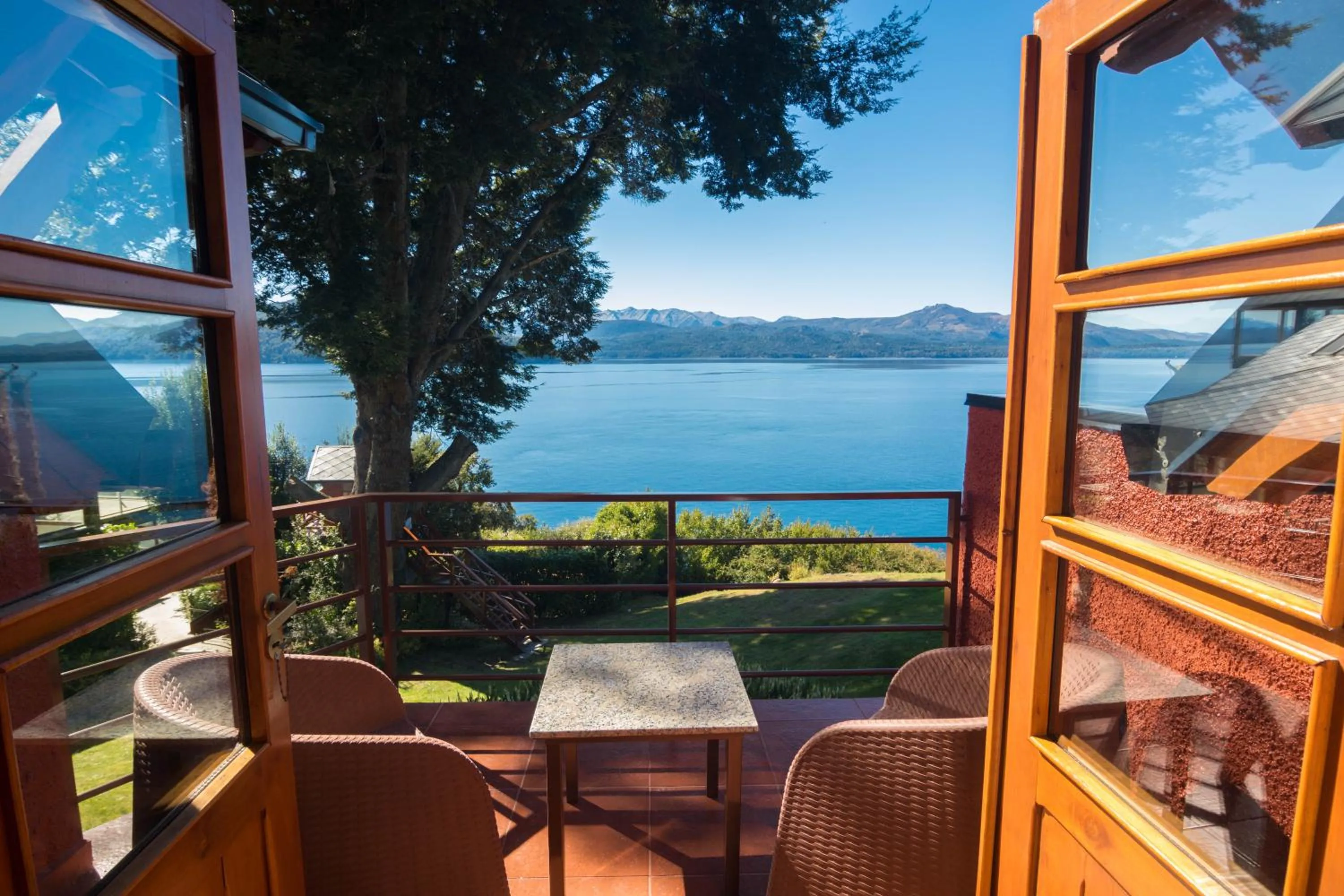Costa Brava Apart Hotel & Suites