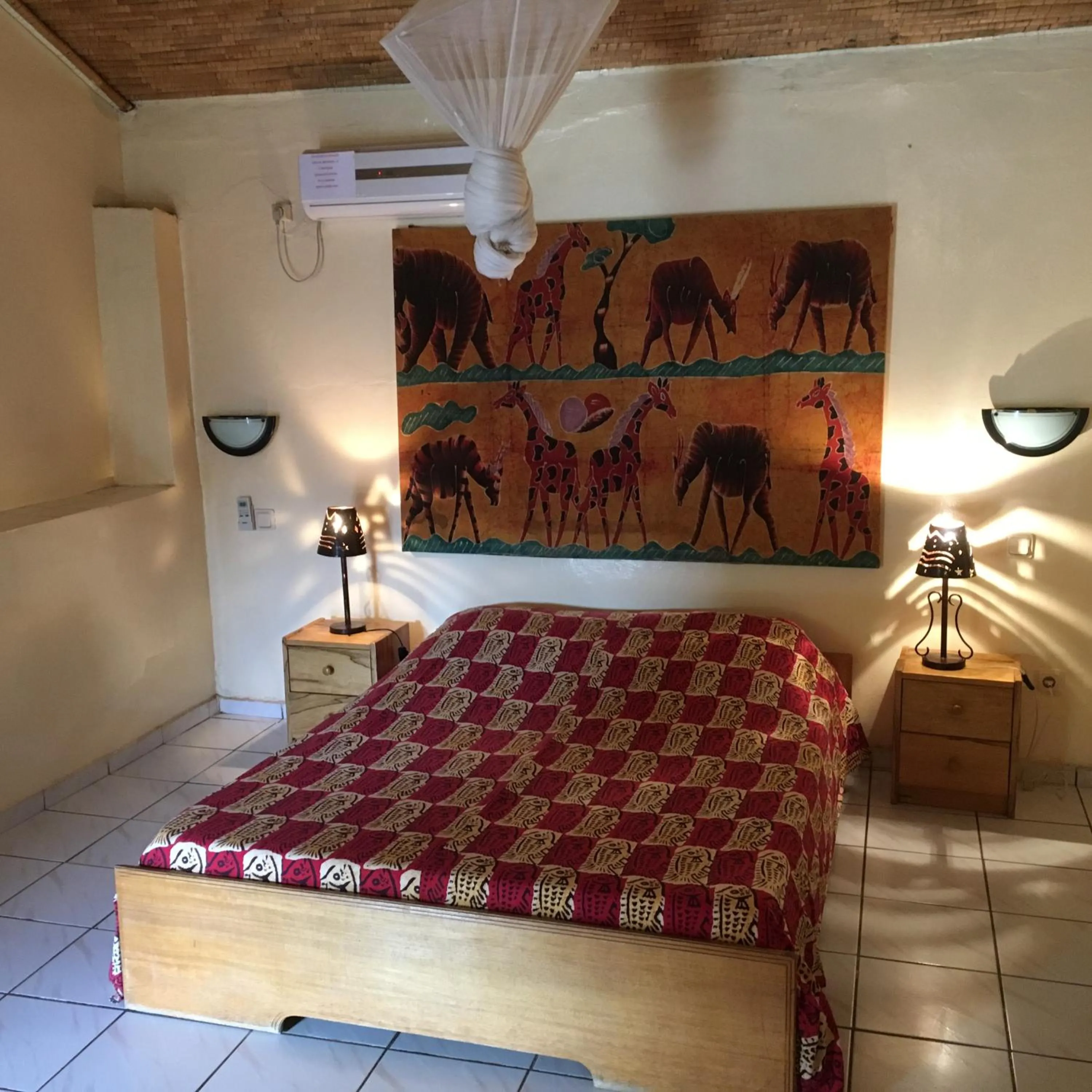 Photo of the whole room, Bed in Hotel Club Safari