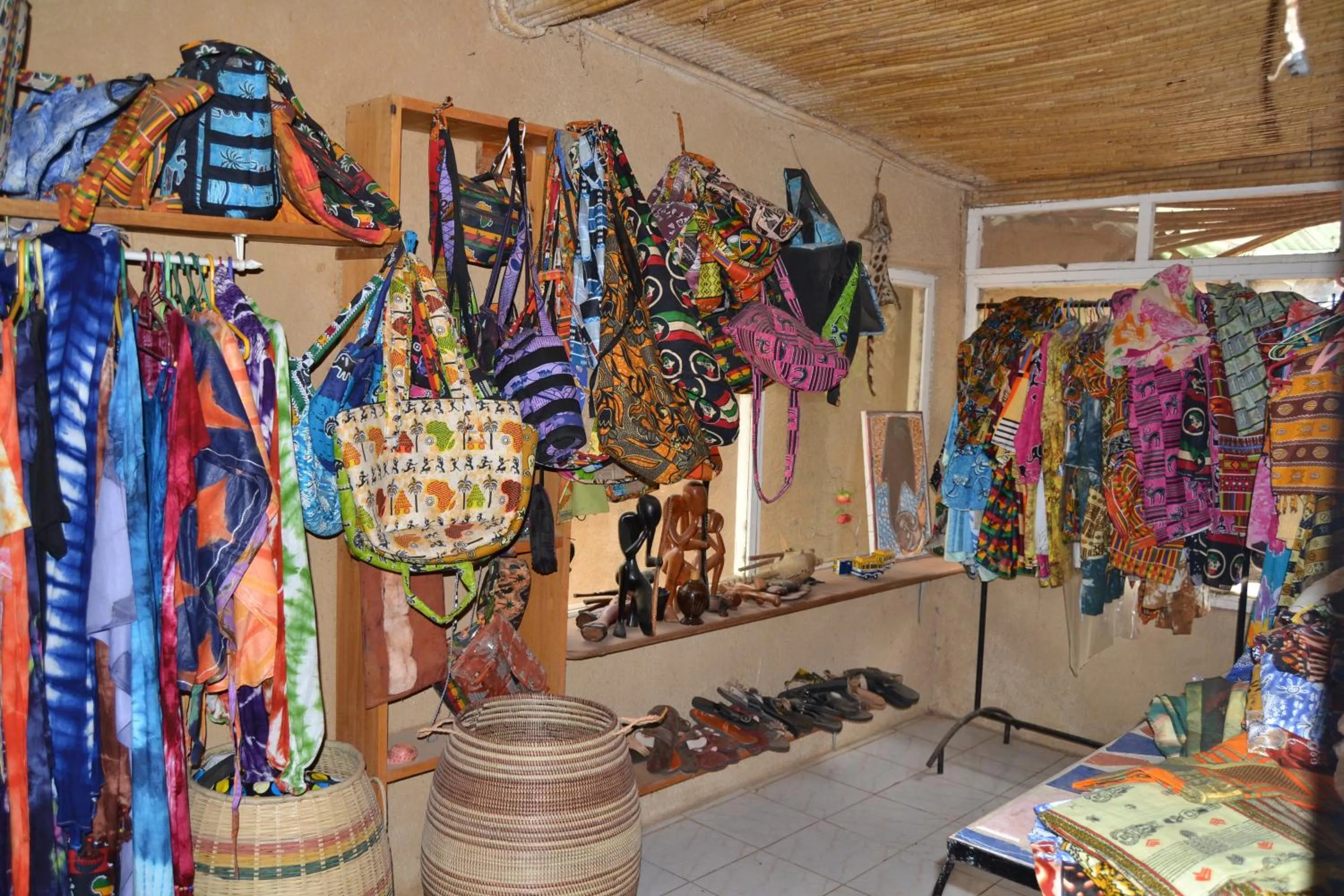 On-site shops in Hotel Club Safari