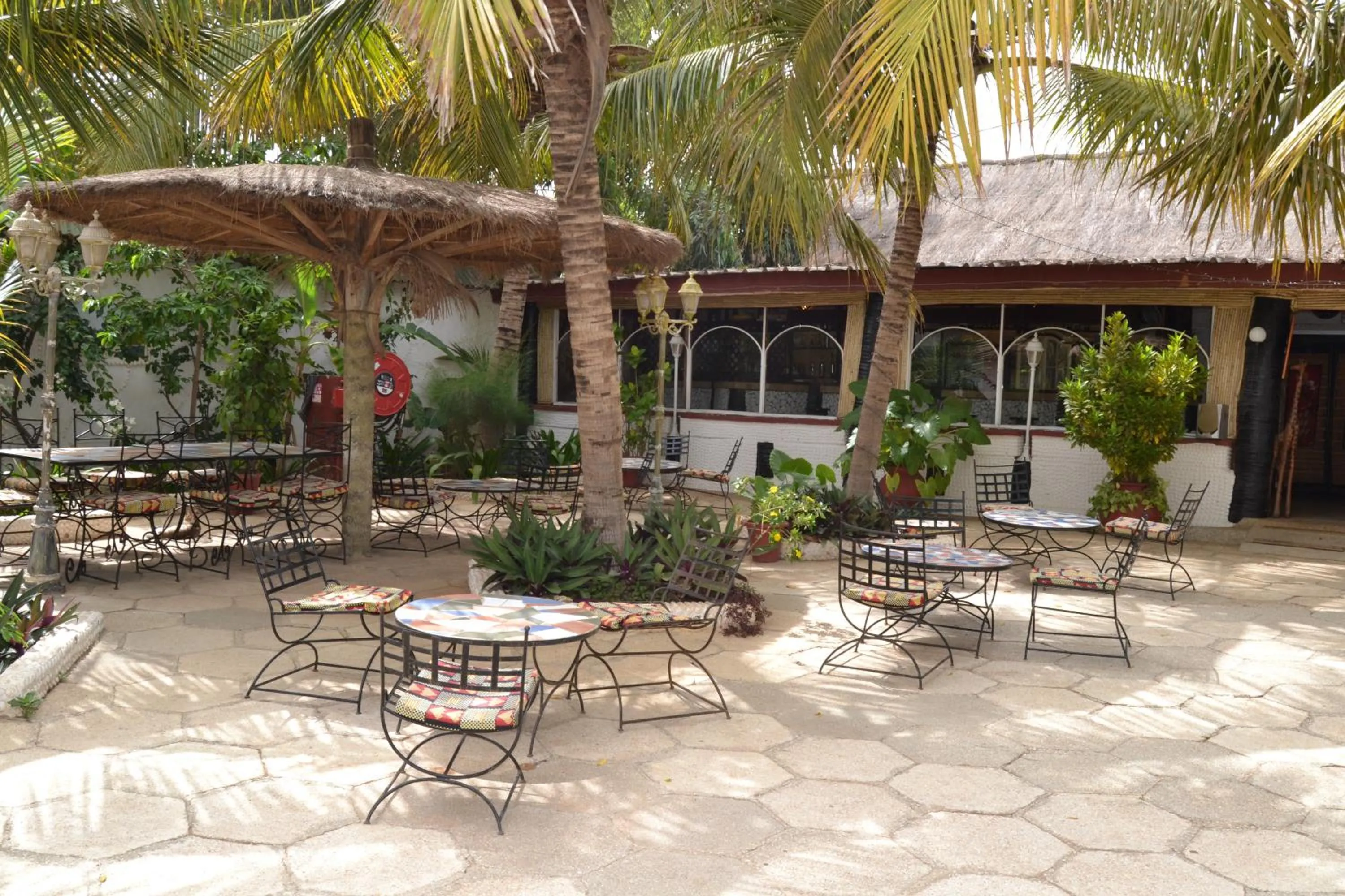 Restaurant/places to eat in Hotel Club Safari