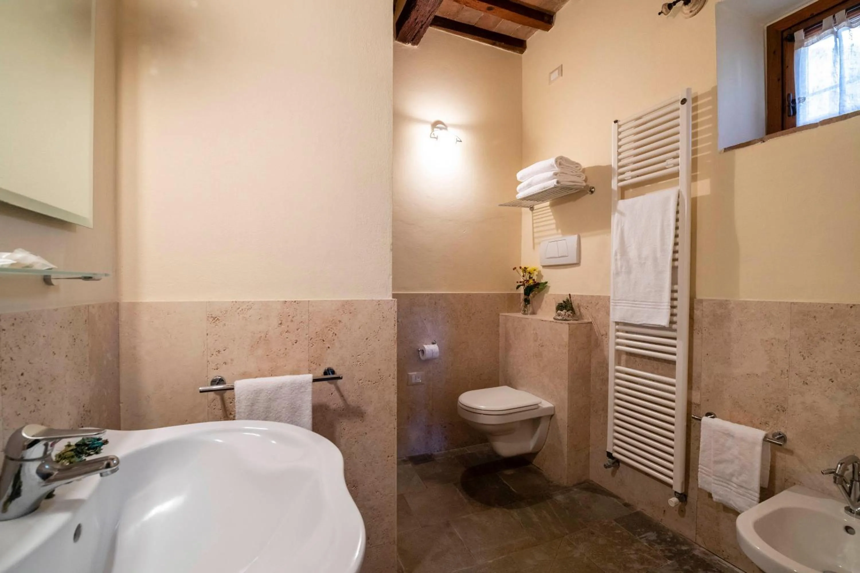 Bathroom in Il Defizio