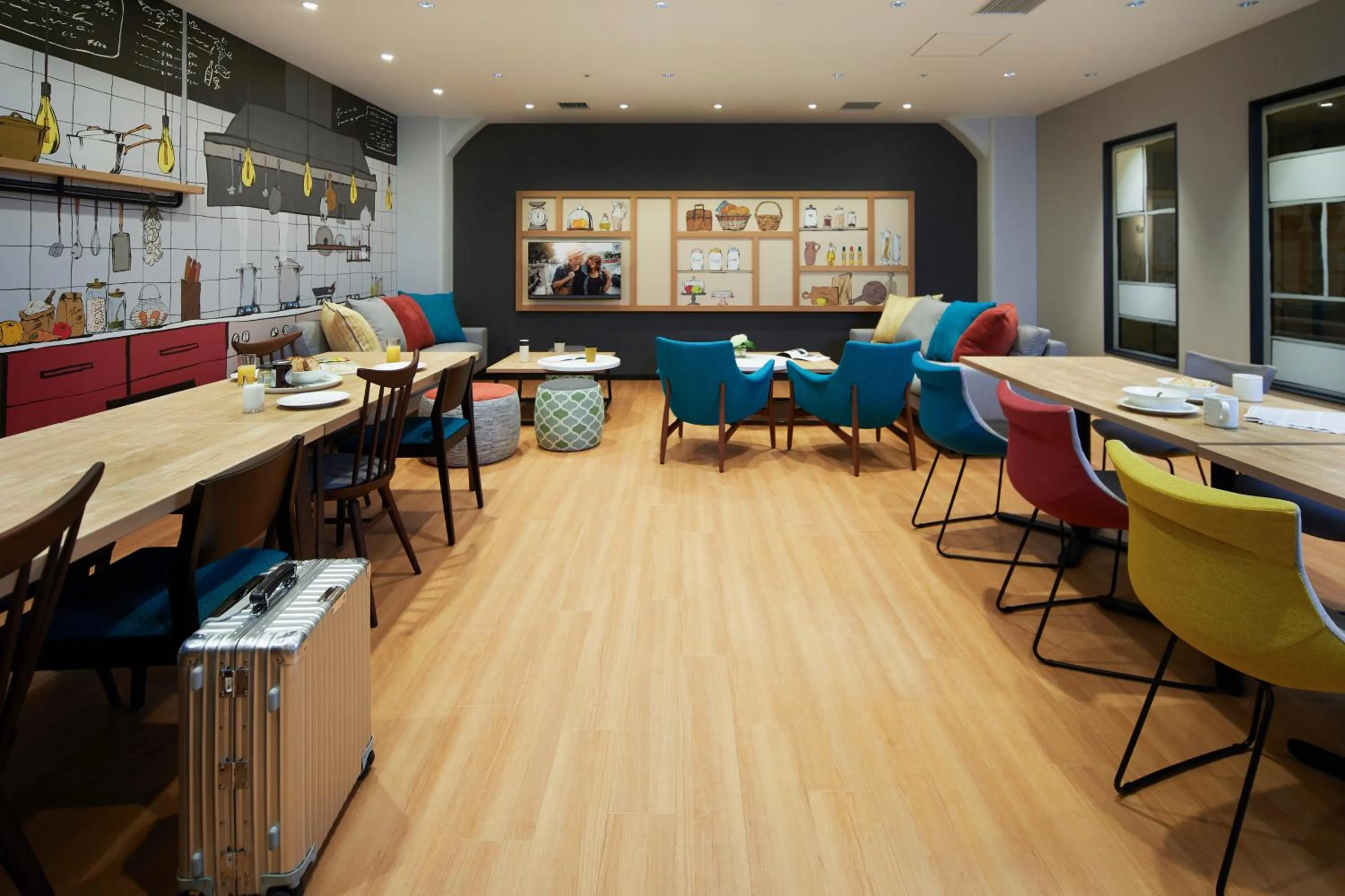 Communal lounge/ TV room in Citadines Namba Osaka