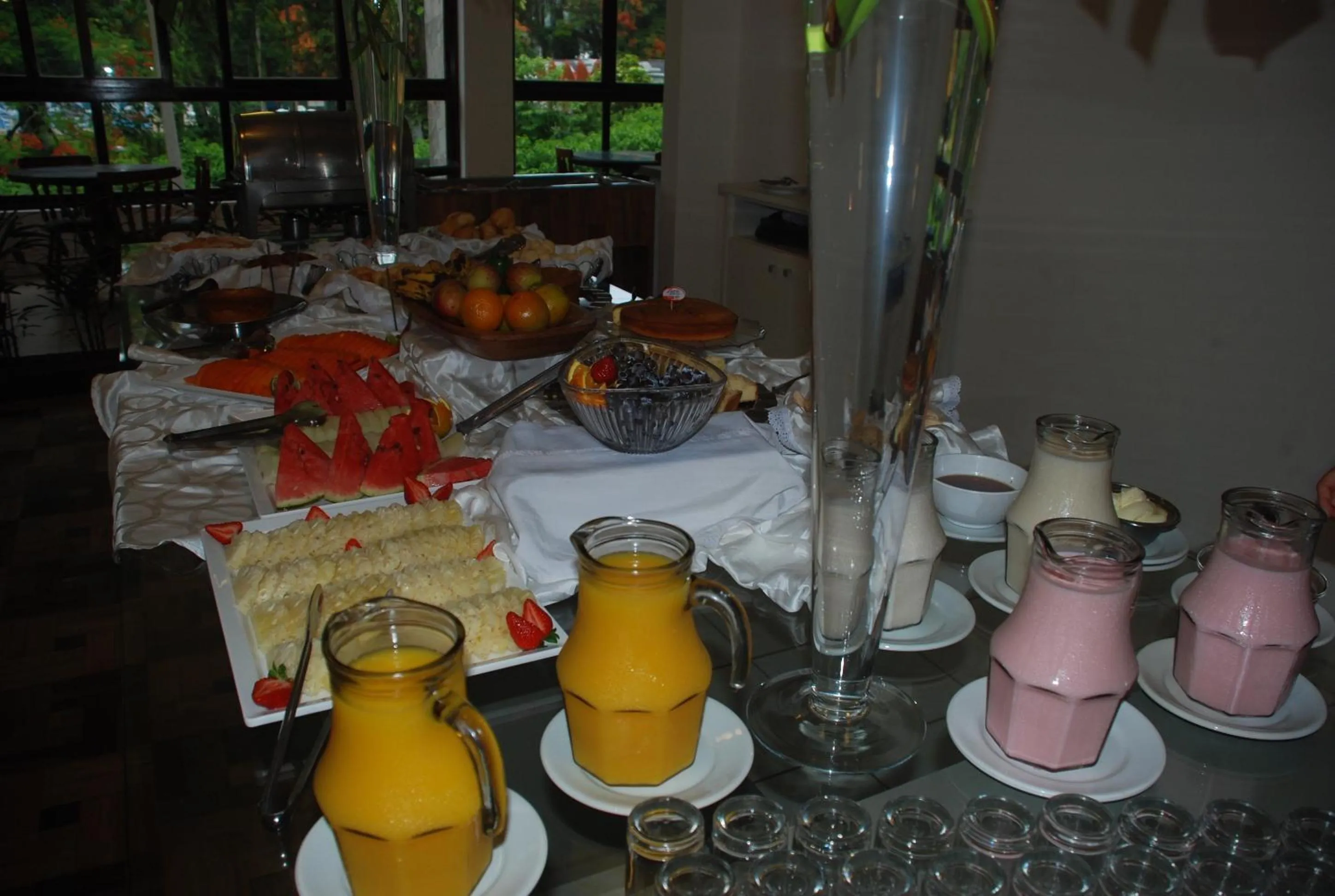 American breakfast in Hotel Termas do Lago