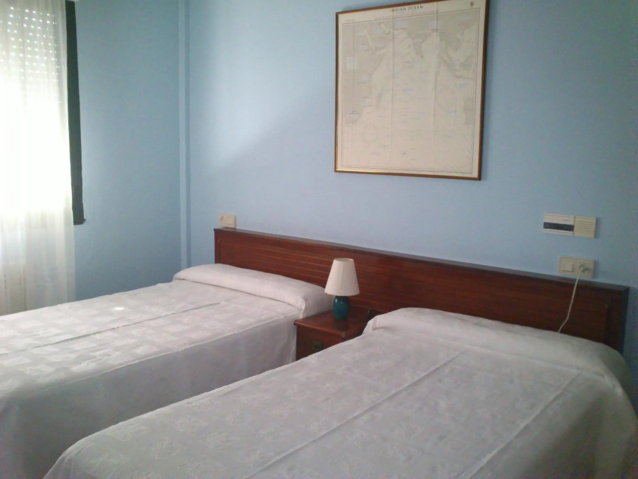 Photo of the whole room in Hotel Brisamar