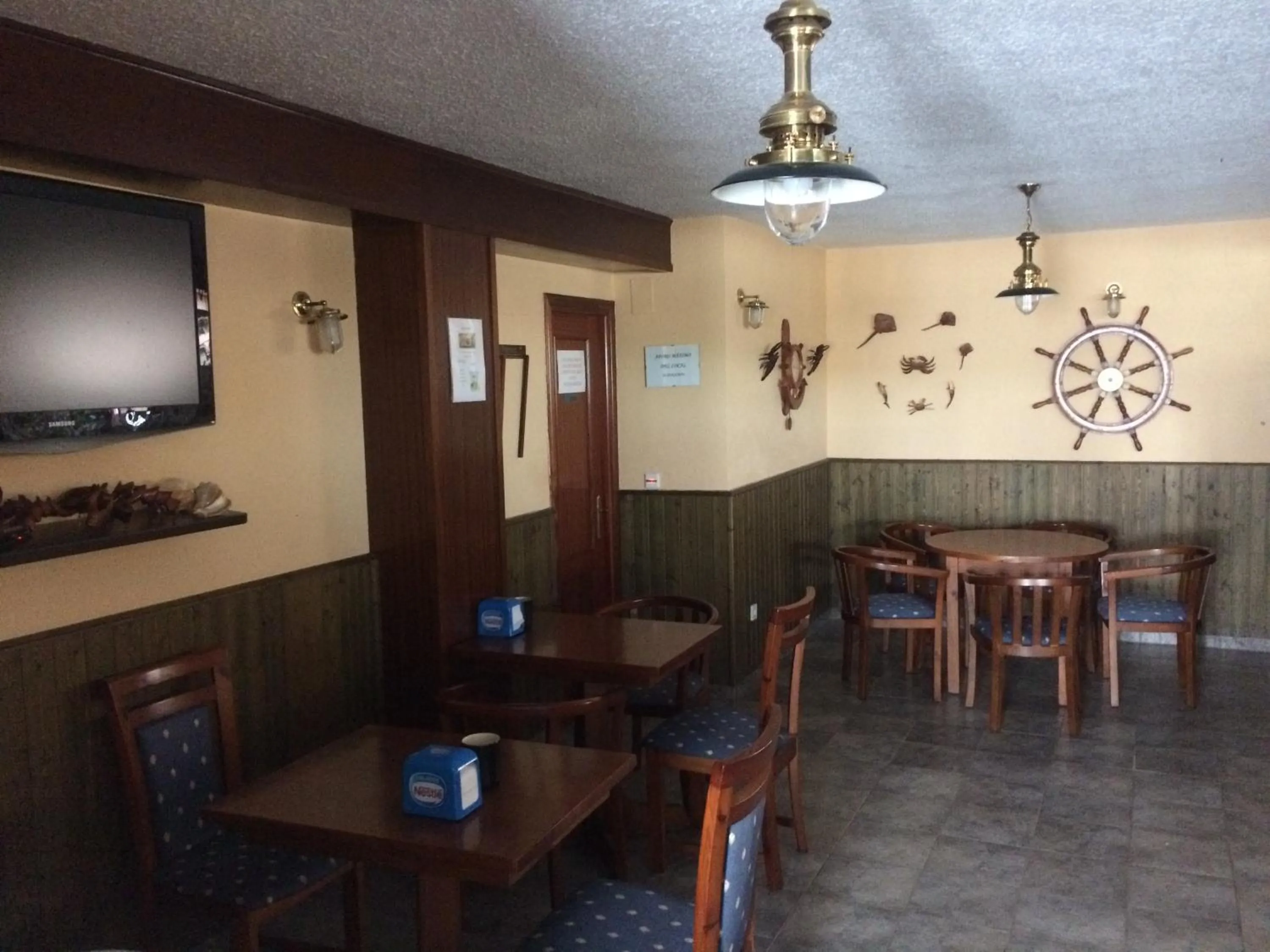 Lounge or bar in Hotel Brisamar