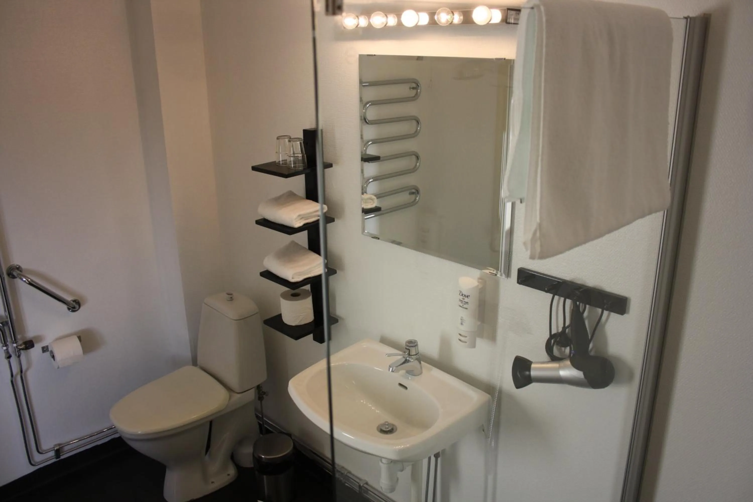 Bathroom in Hotell Lyktan