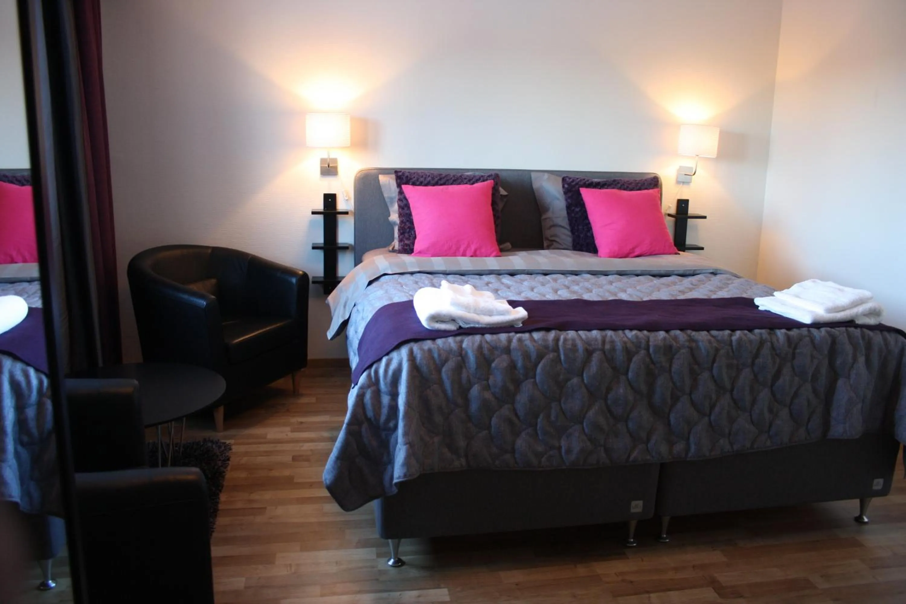 Photo of the whole room, Bed in Hotell Lyktan