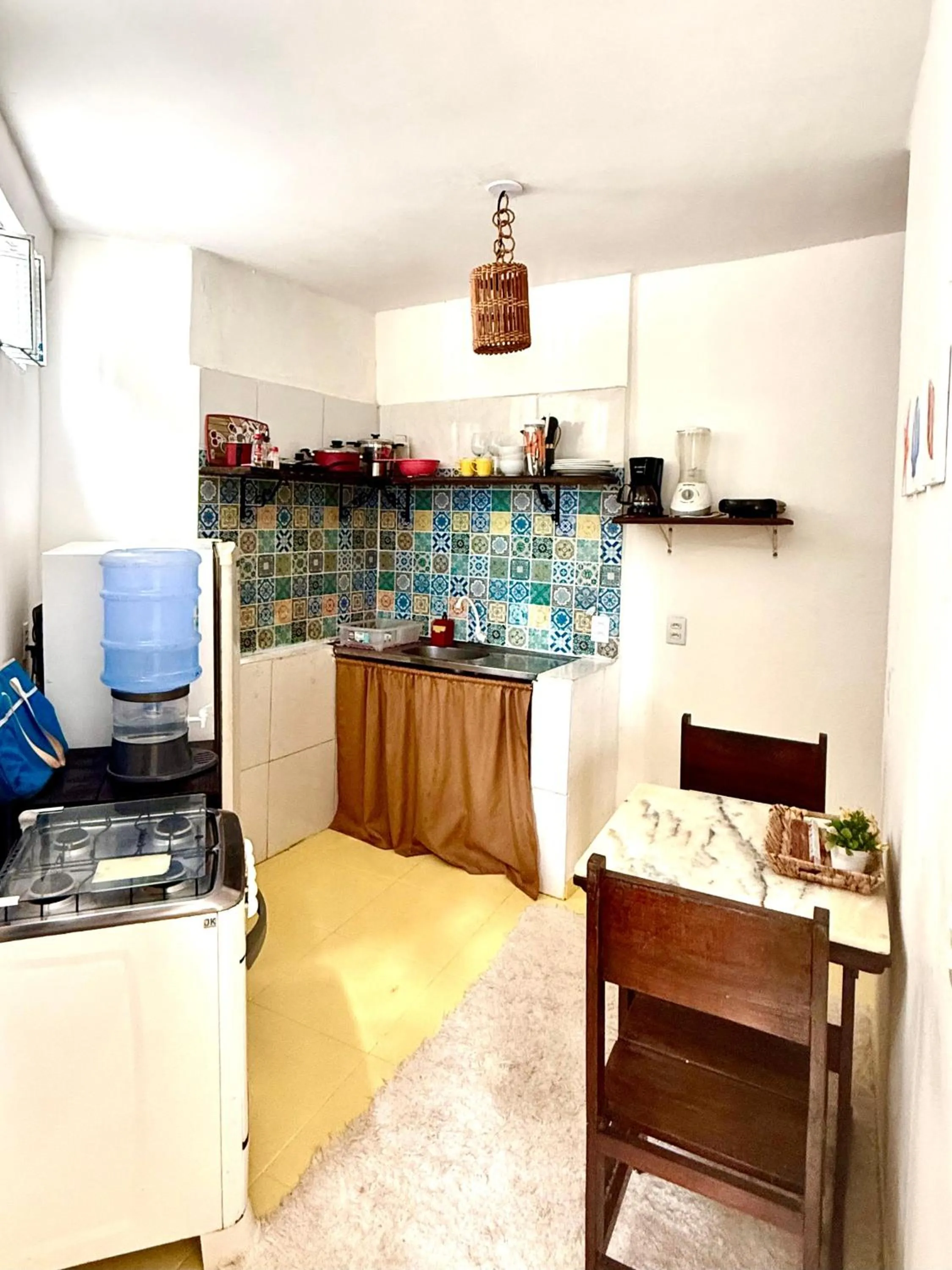 Kitchen or kitchenette in Cores da pipa flats