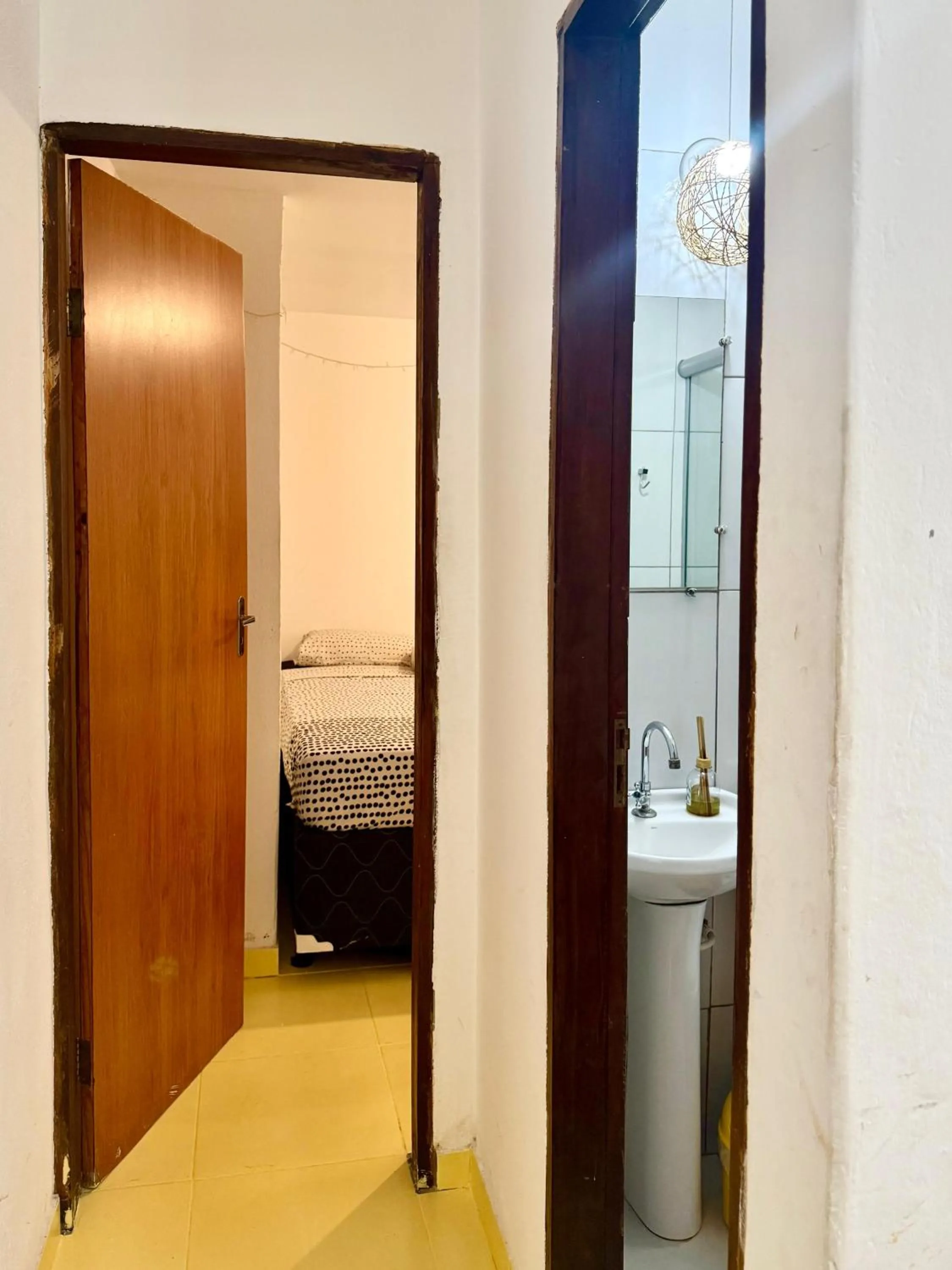 Bathroom, Bed in Cores da pipa flats
