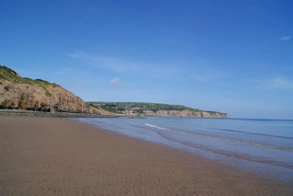 Beach in Smugglers Rock Cottages