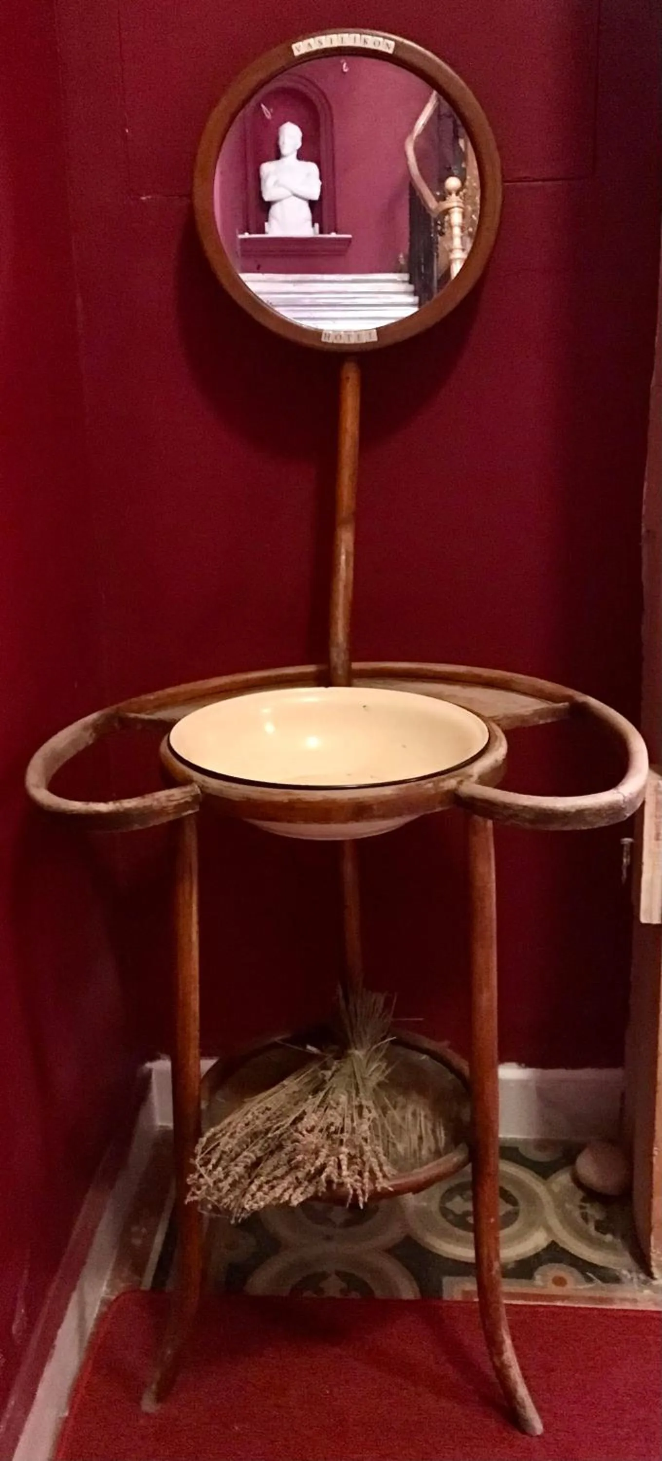 Property building in VASILIKON Hotel 1888 the past is present HISTORICAL PRESERVATION MONUMENT