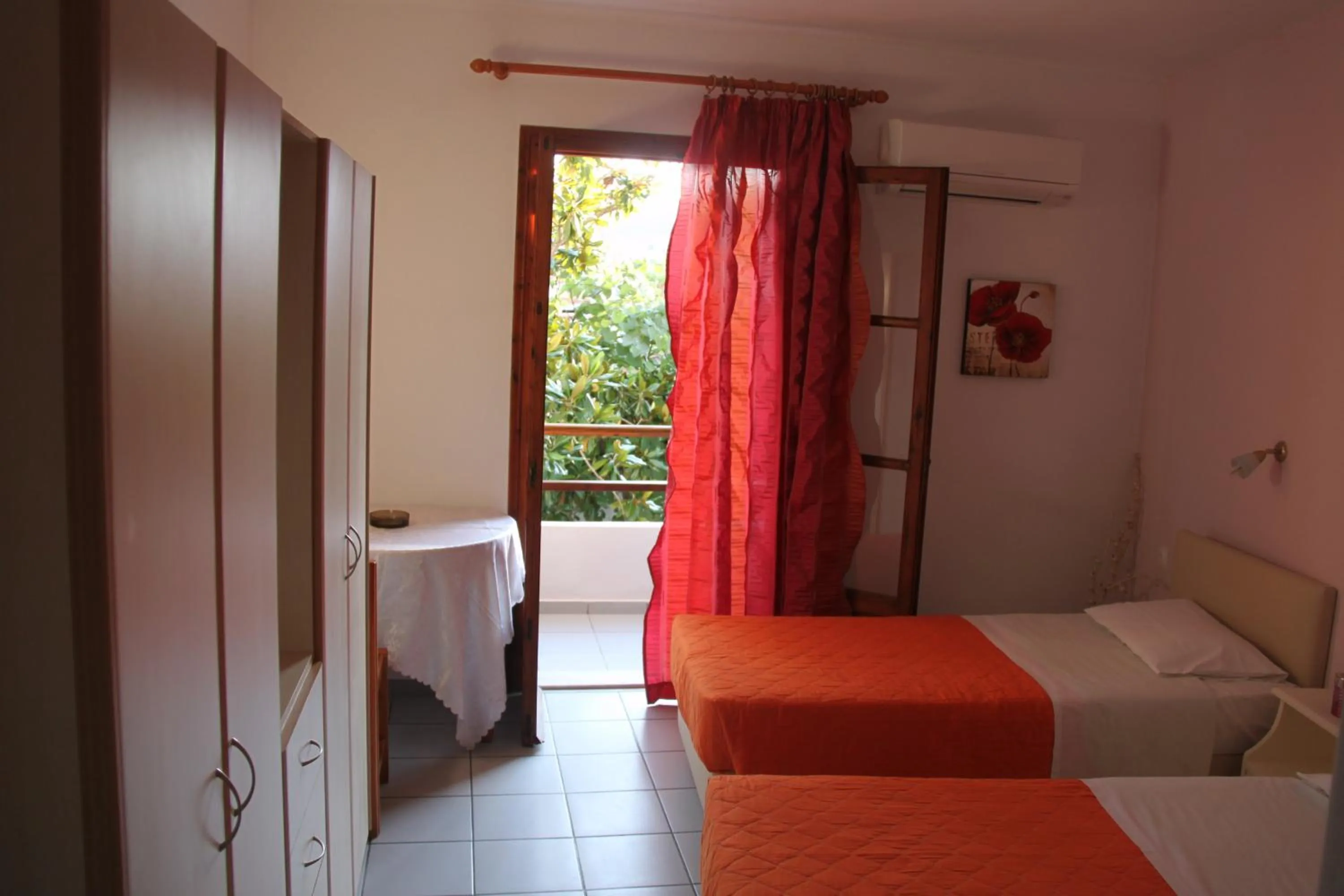 Bedroom, Bed in Vaya Zorba Studios