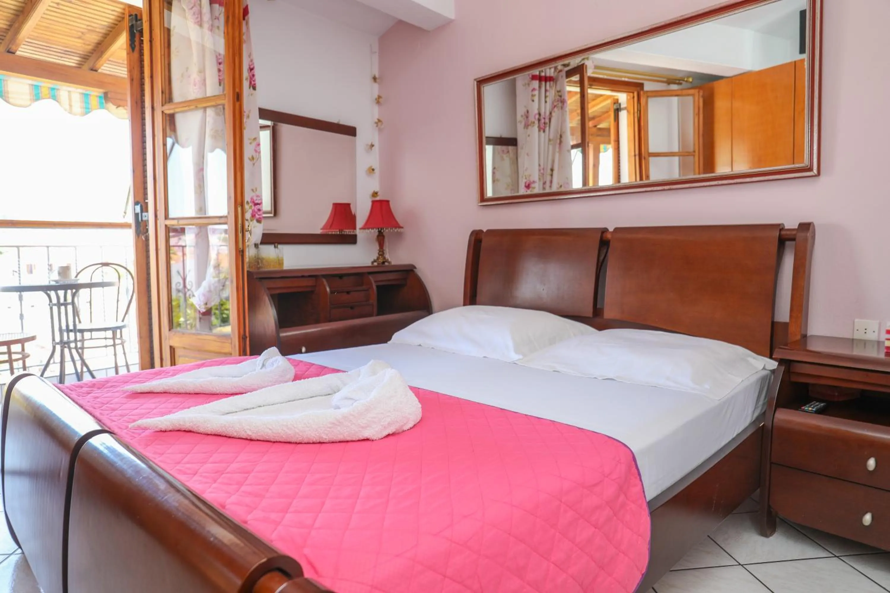 Bed in Vaya Zorba Studios