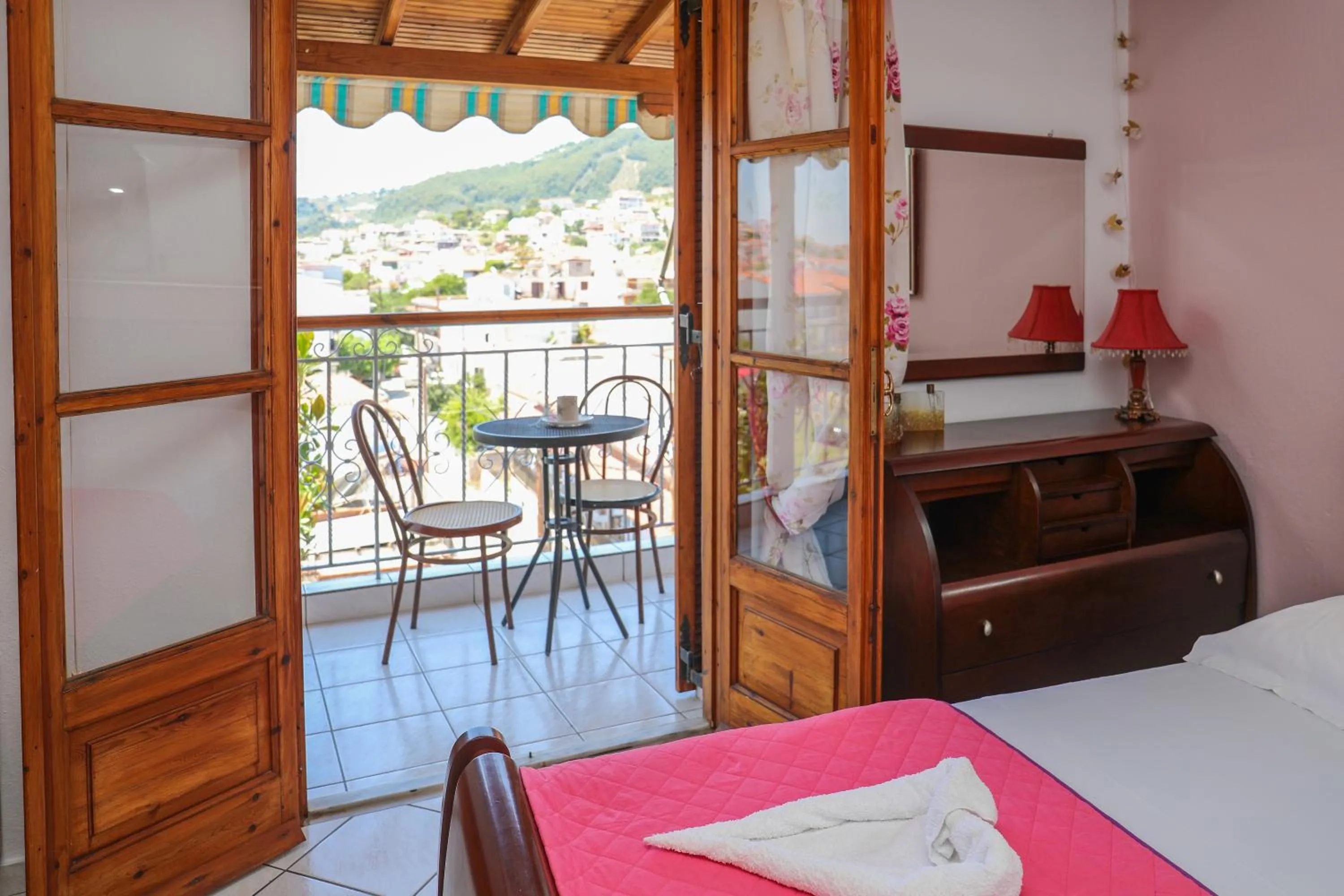 Bed in Vaya Zorba Studios