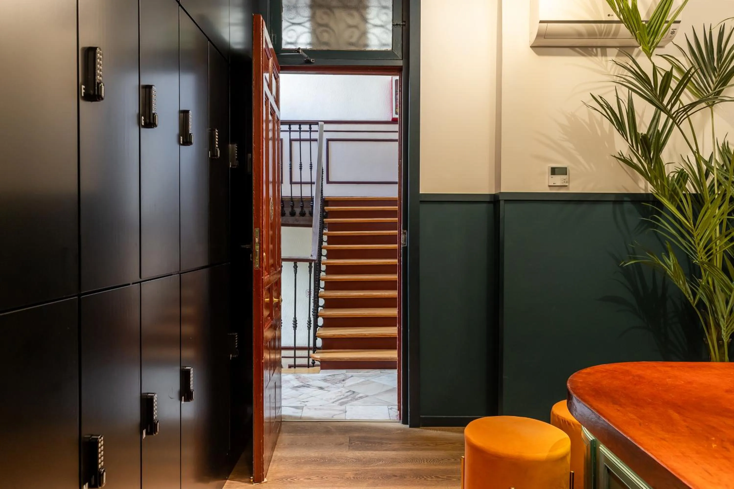 Lobby or reception in Colectia Stays Atocha