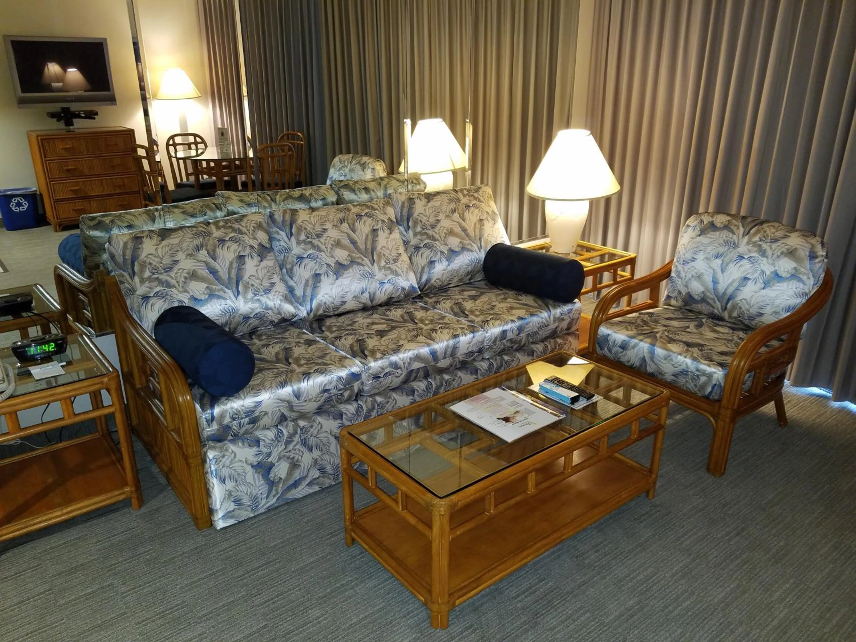 Living room in Imperial Hawaii Resort