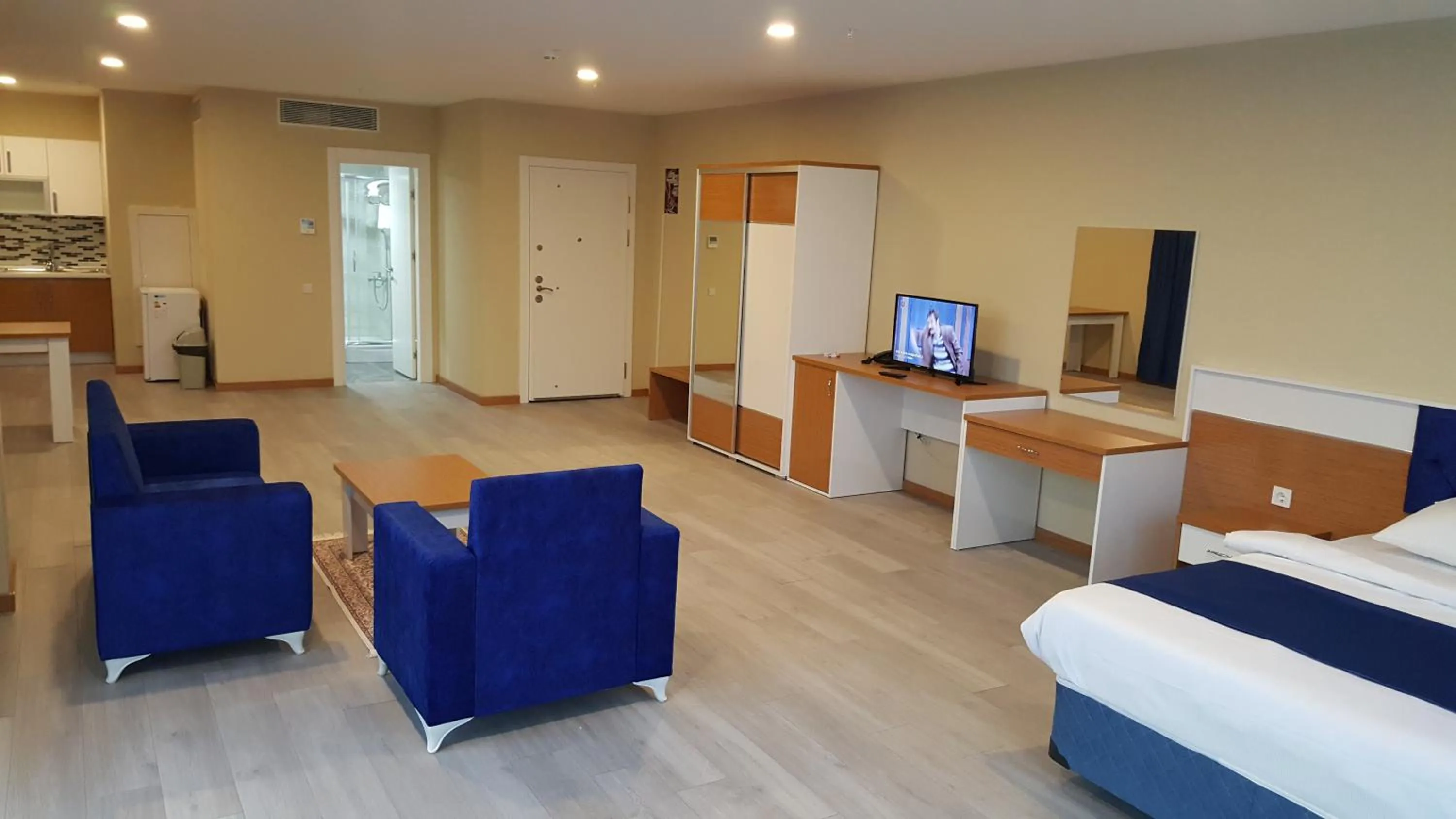 Photo of the whole room in SKYBLUE İSTANBUL HOTEL