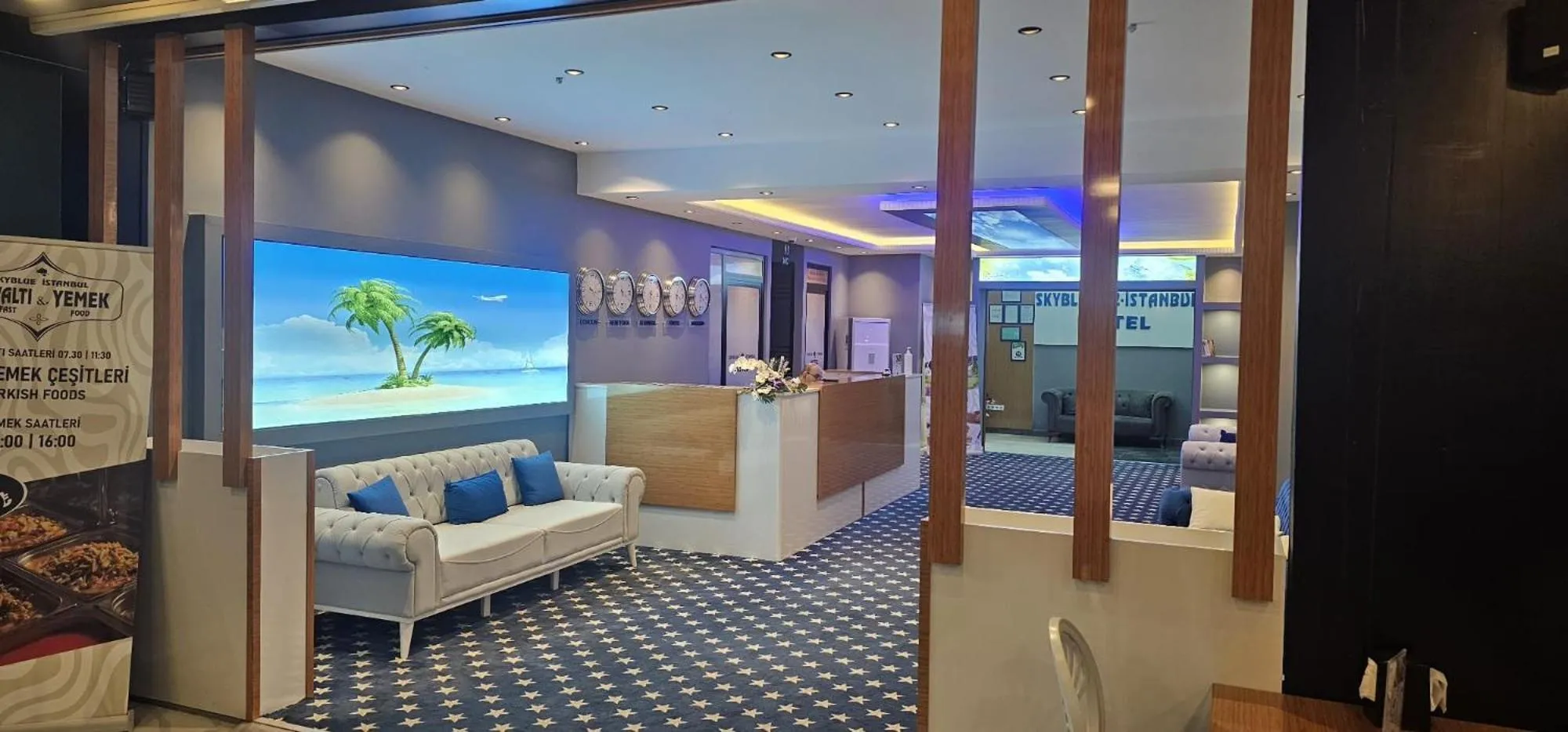 Lobby or reception in SKYBLUE İSTANBUL HOTEL