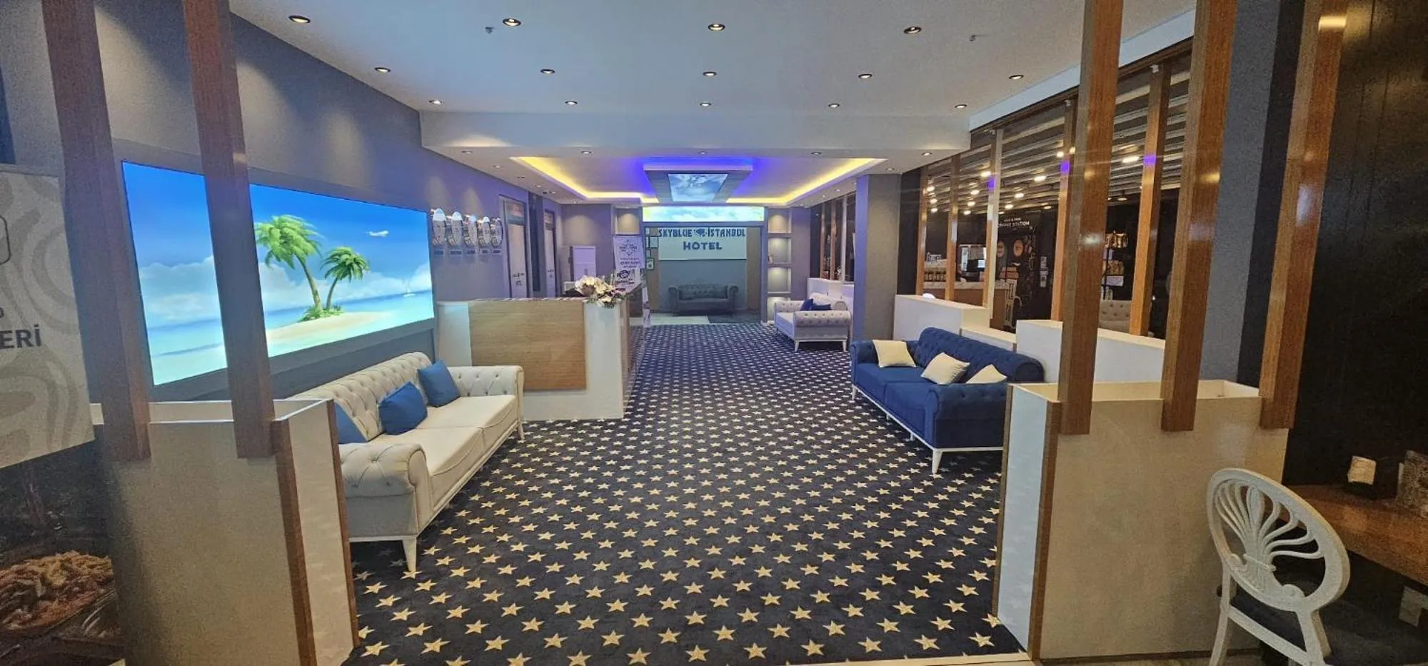 Lobby or reception in SKYBLUE İSTANBUL HOTEL