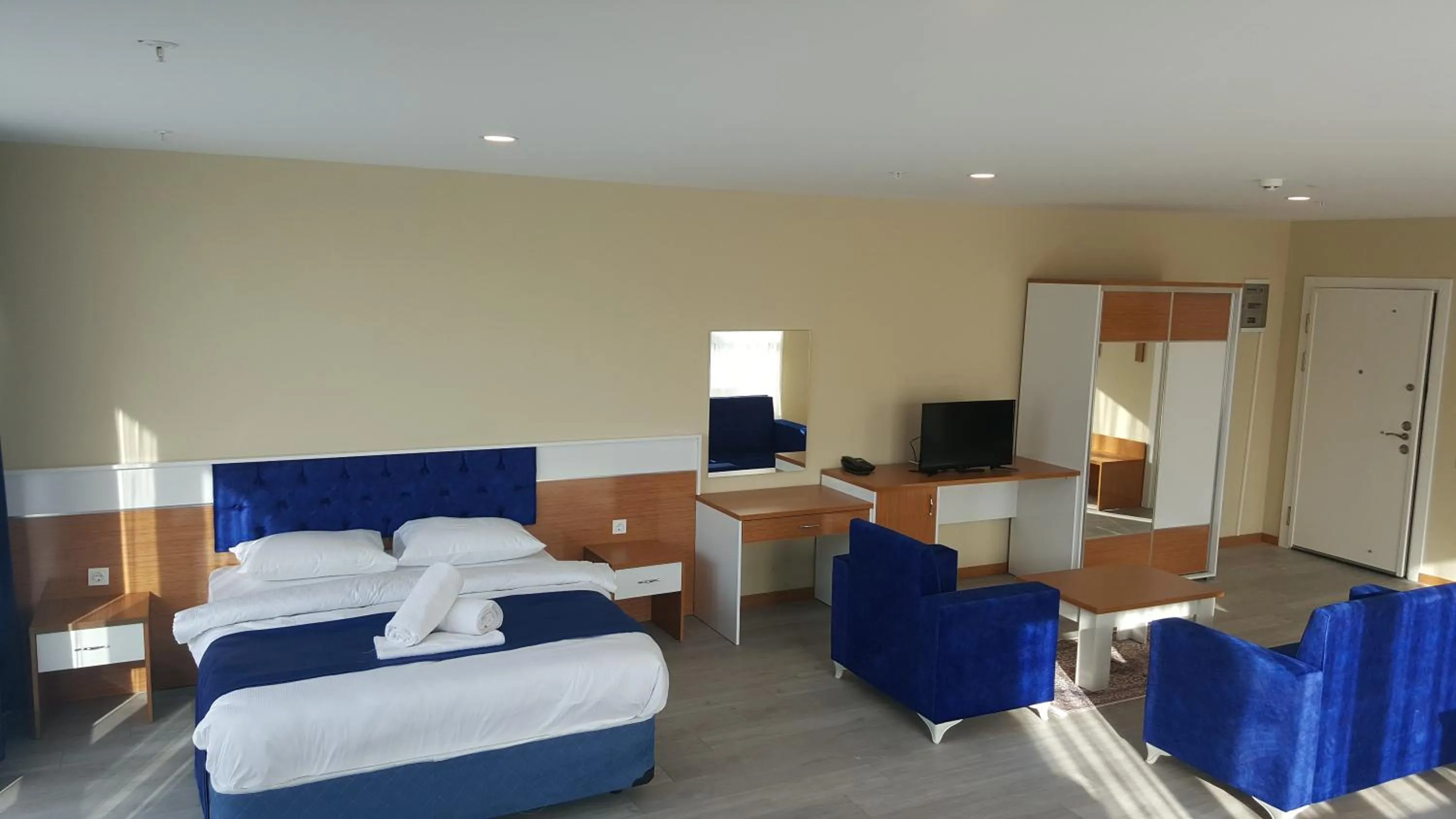 Photo of the whole room, Bed in SKYBLUE İSTANBUL HOTEL