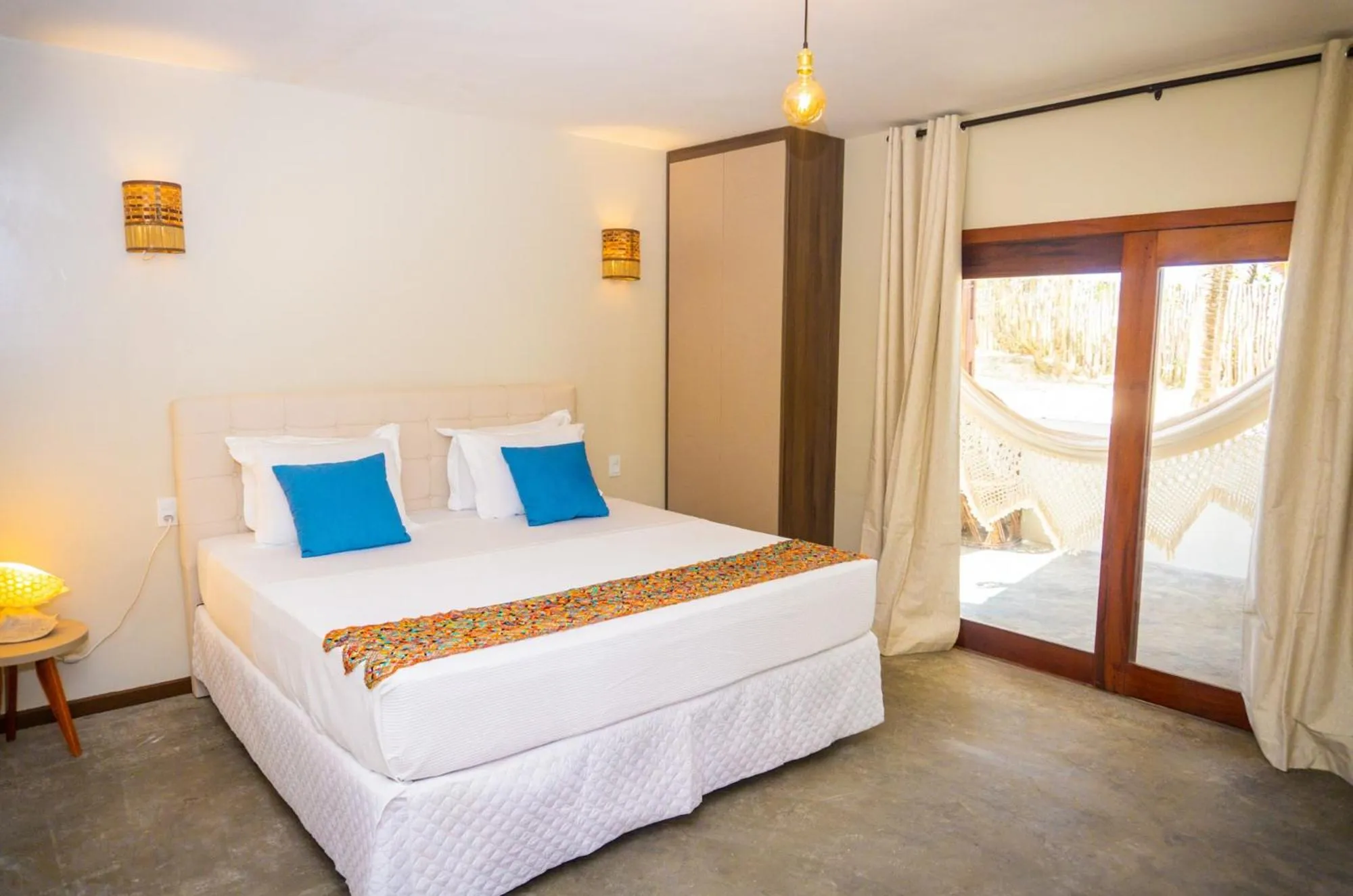 Bed in Villa Zen Hotel