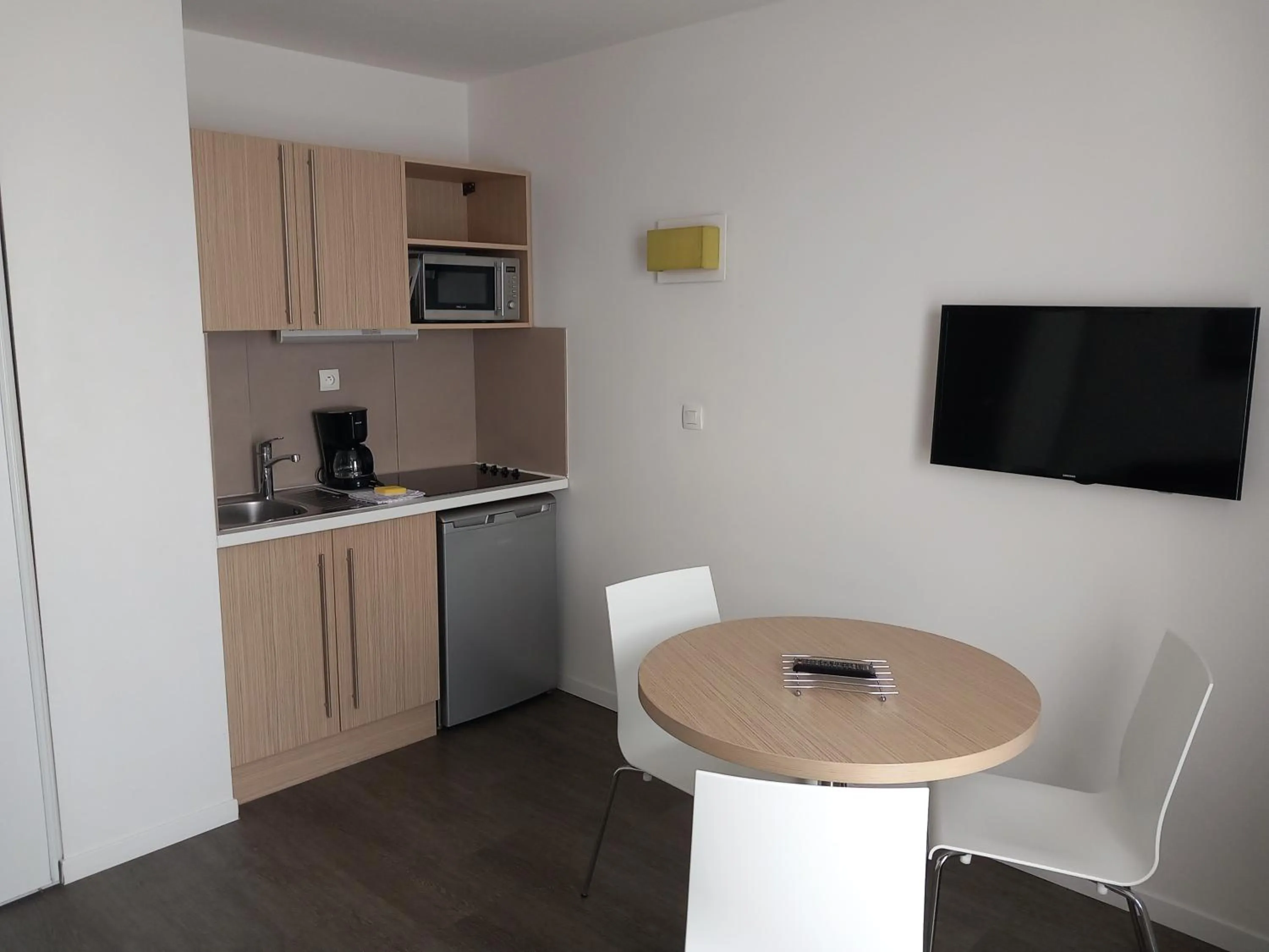 Meals in Aparthotel Adagio Access Le Havre Les Docks