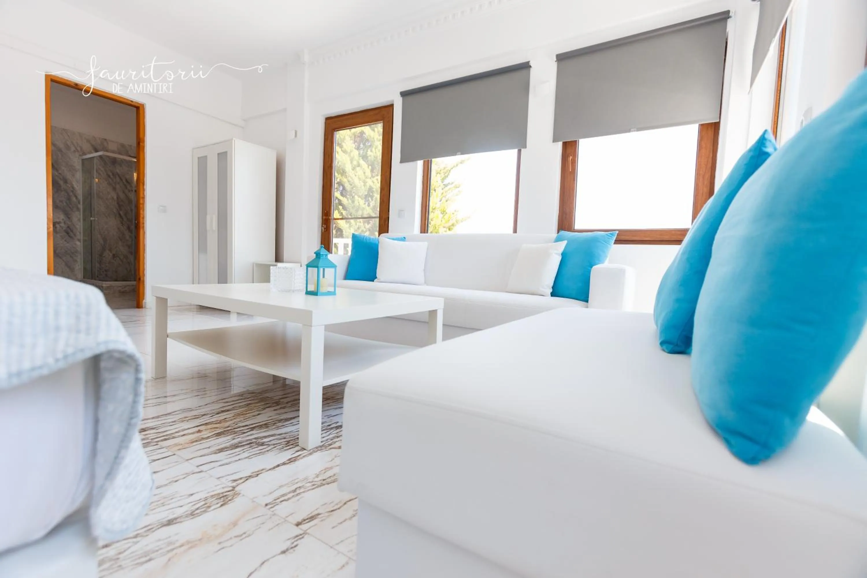 Living room in Kinira Beach Hotel