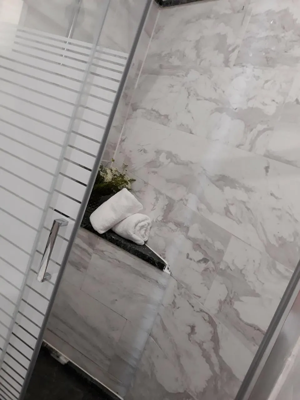 Shower in Kinira Beach Hotel