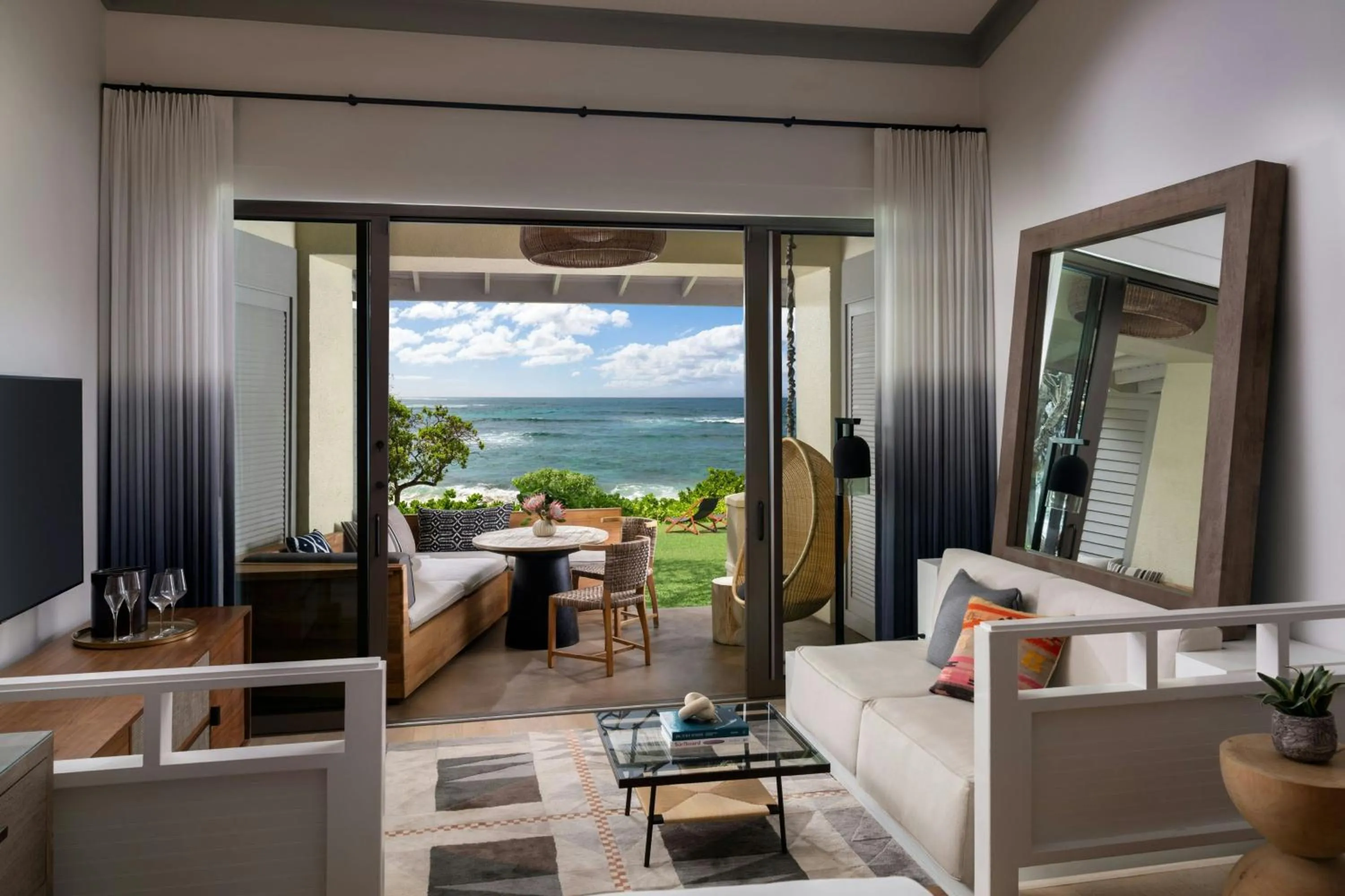 Living room in The Ritz-Carlton O'ahu, Turtle Bay