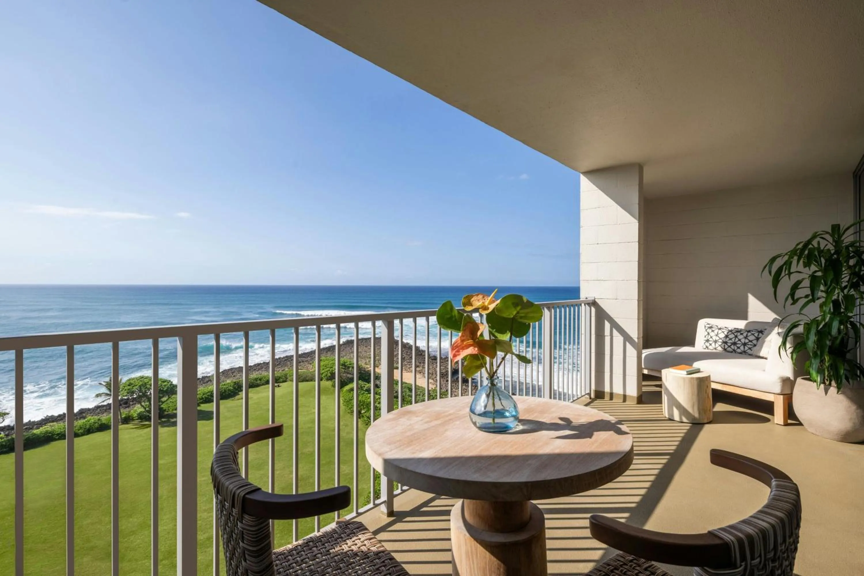 Photo of the whole room in The Ritz-Carlton O'ahu, Turtle Bay