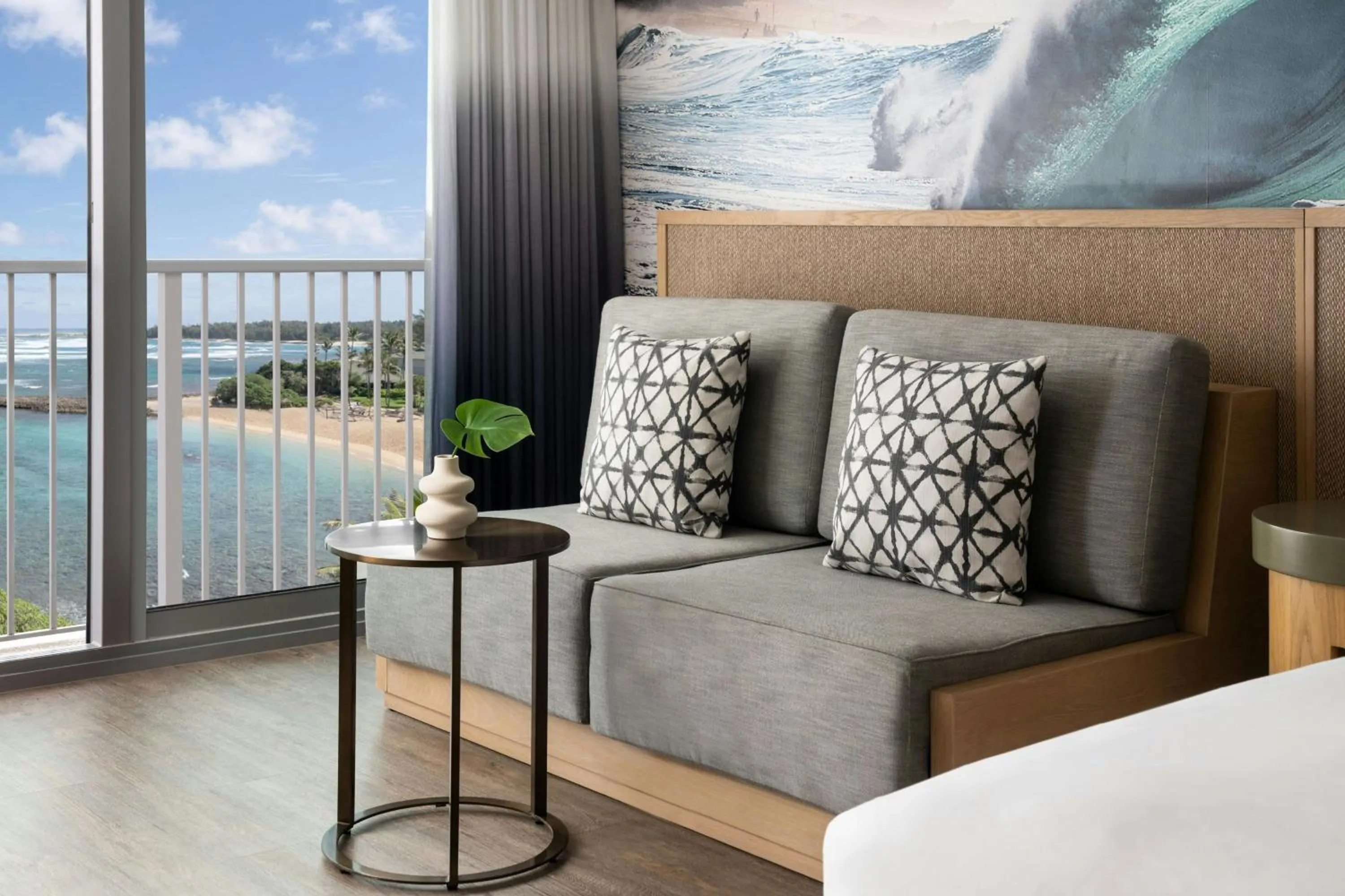 Photo of the whole room, Bed in The Ritz-Carlton O'ahu, Turtle Bay