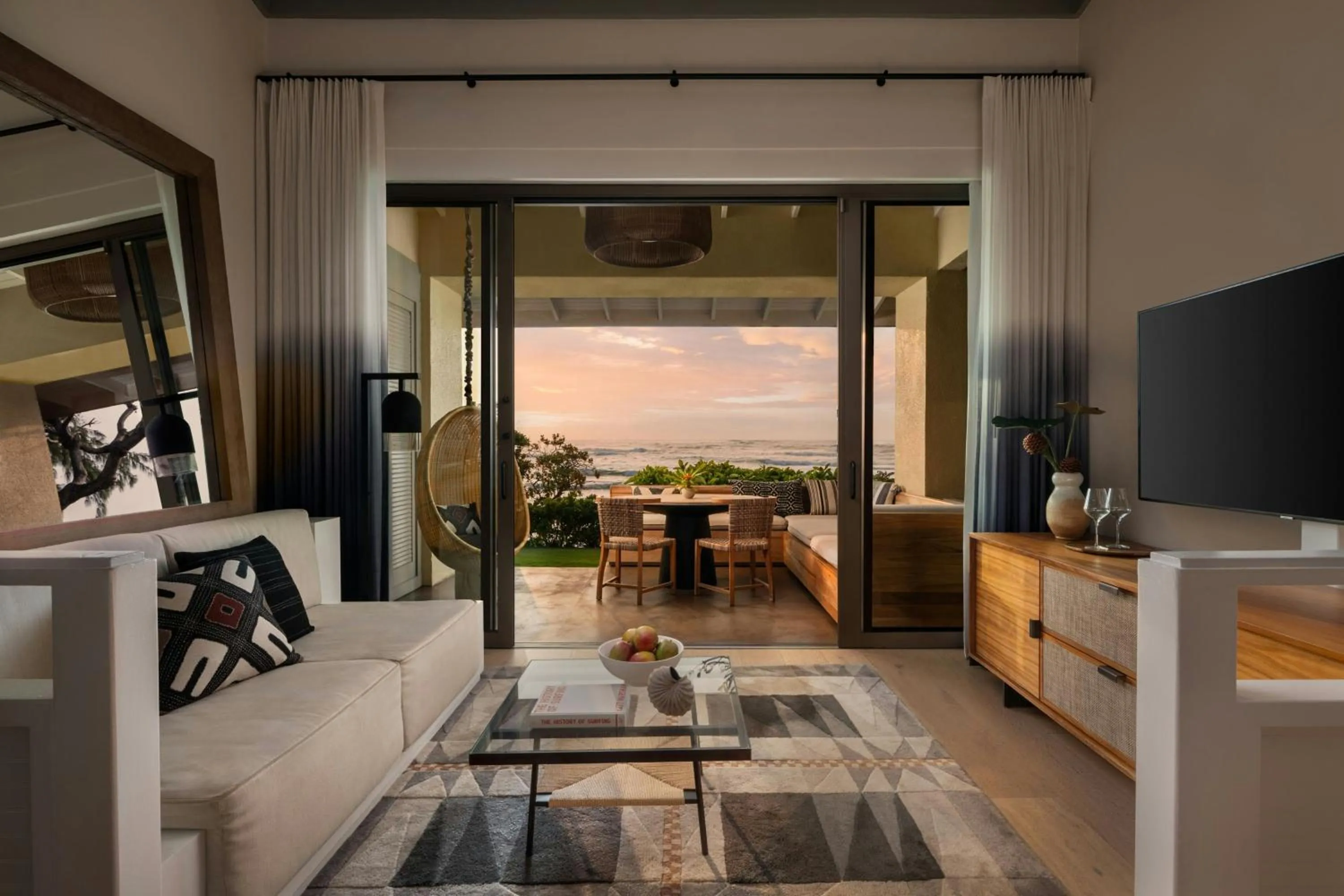 Living room in The Ritz-Carlton O'ahu, Turtle Bay