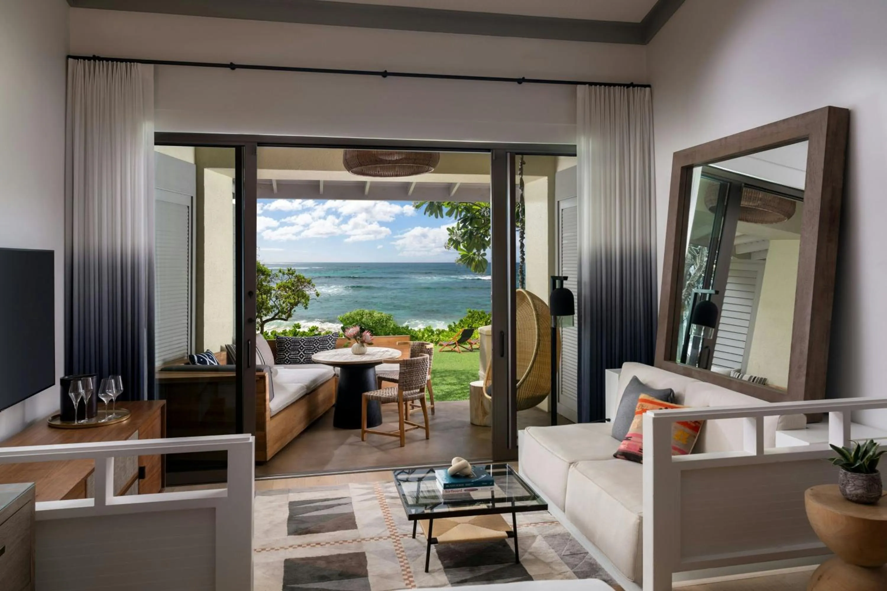 Living room in The Ritz-Carlton O'ahu, Turtle Bay