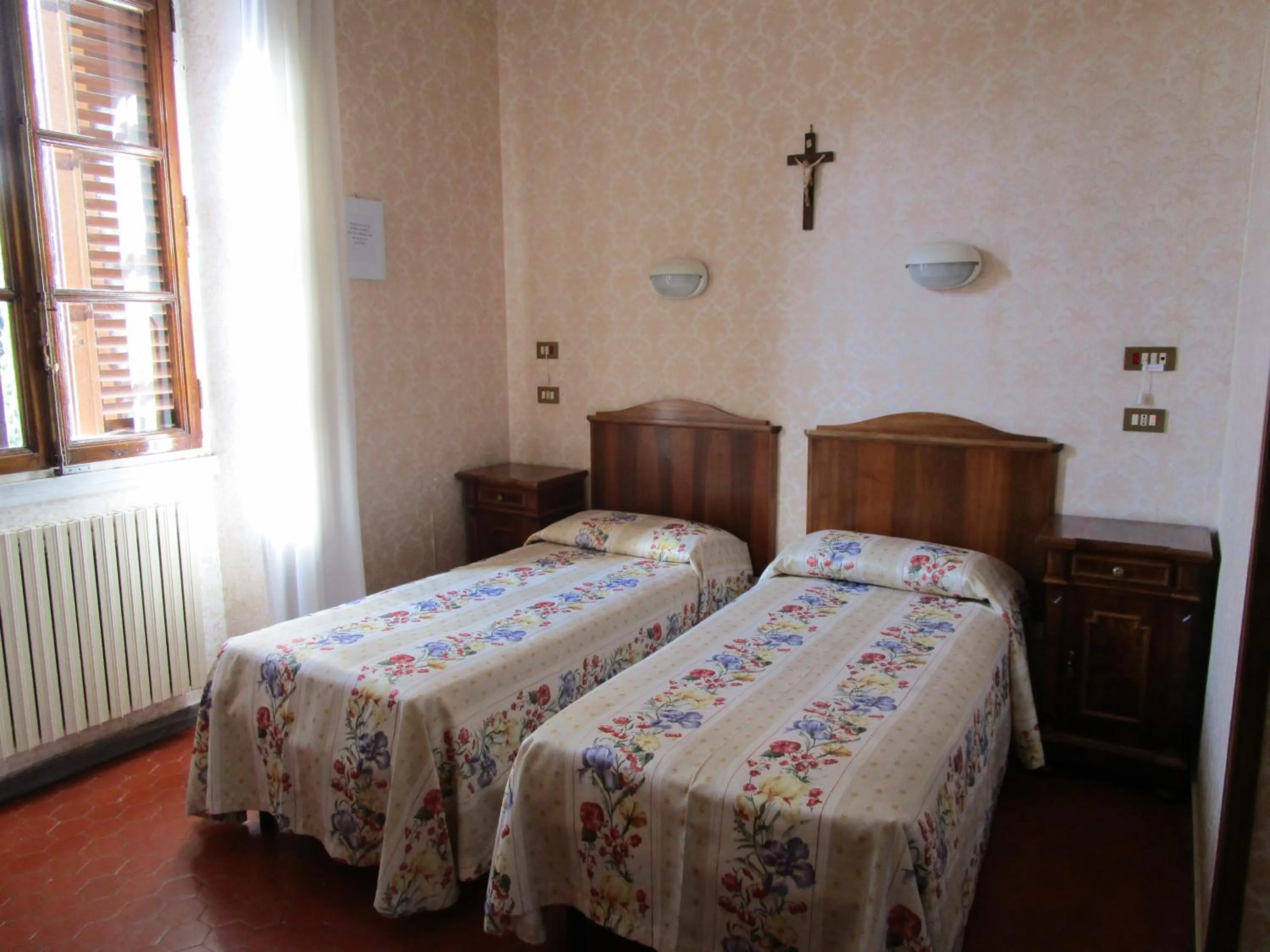 Bed in Casa S. Giuseppe di Cluny